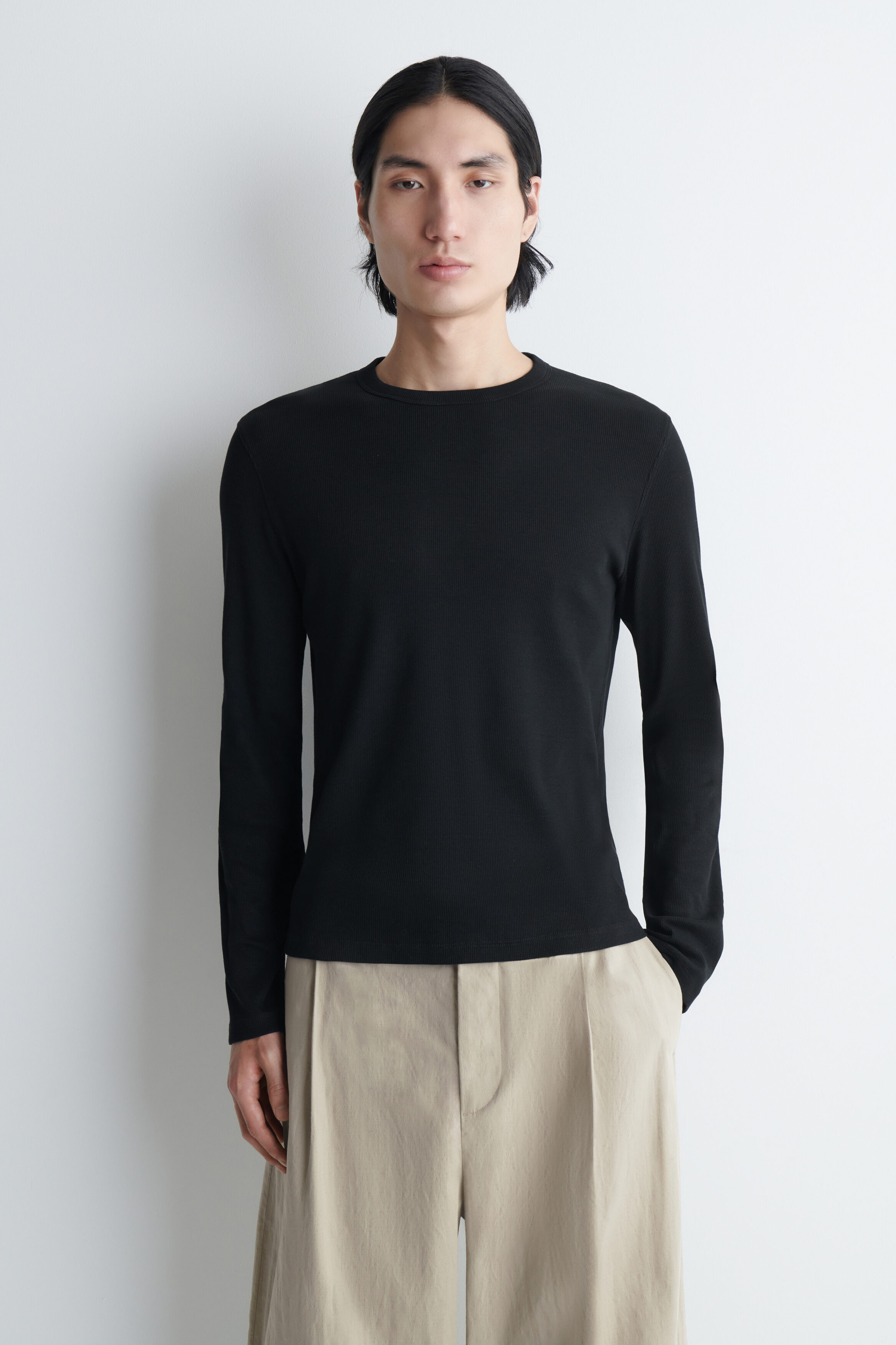 SLIM RIBBED COTTON LONG-SLEEVED T-SHIRT - BLACK | COS US