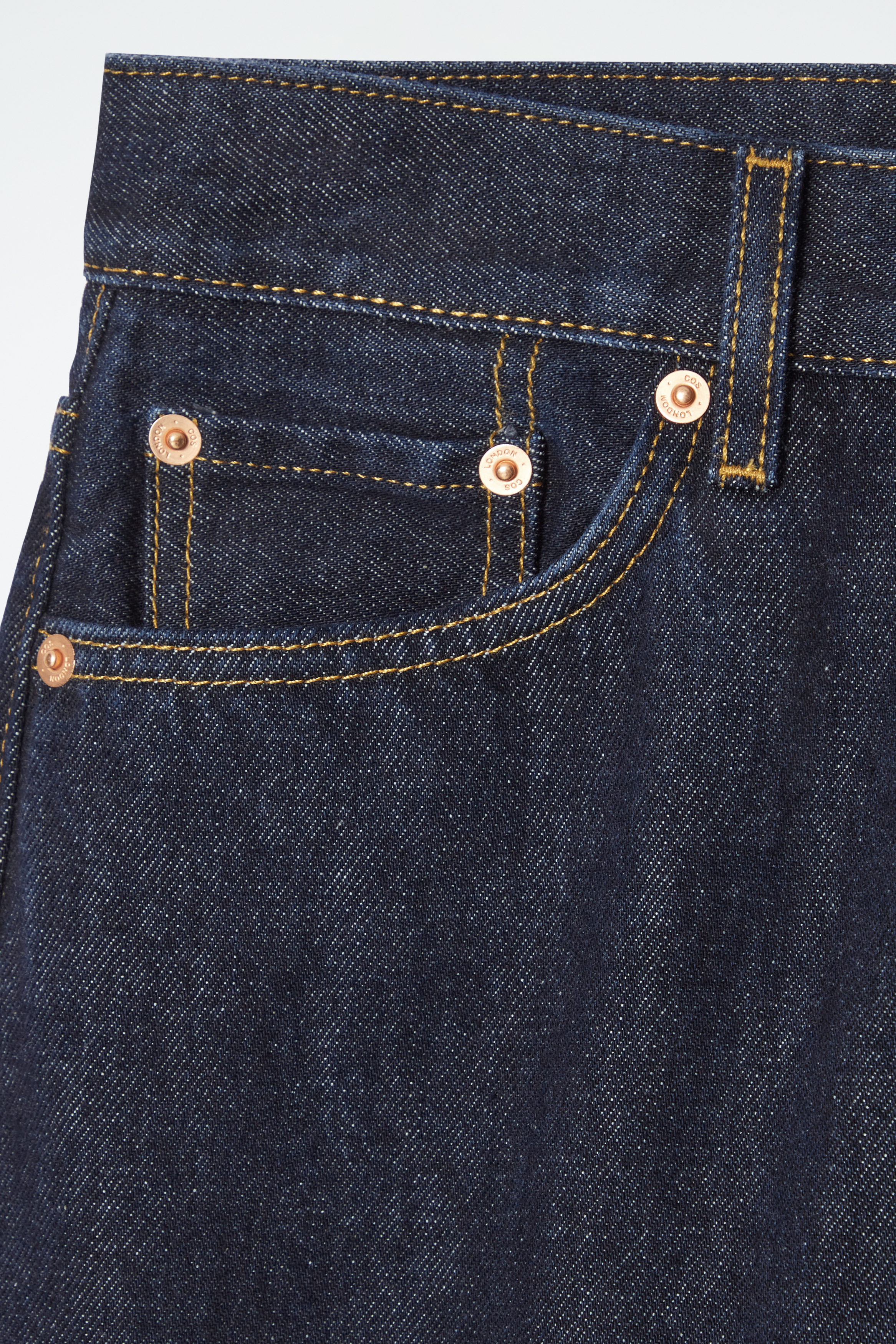 パンツ COS COLUMN JEANS - STRAIGHT 29 COLUMN STRAIGHT-LEG JEANS - LIGHT BLUE | COS