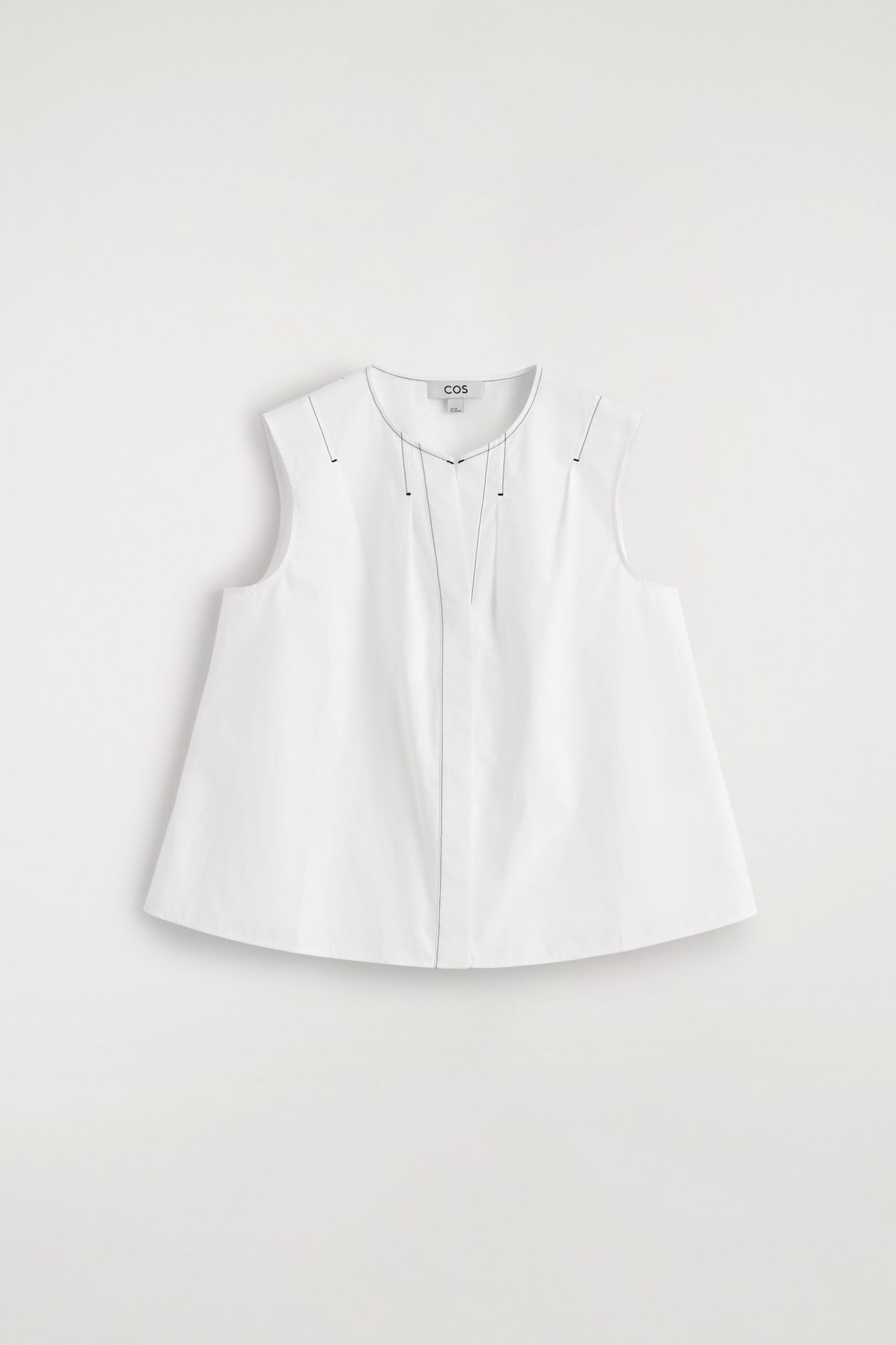 PLEATED SLEEVELESS TOP — WHITE