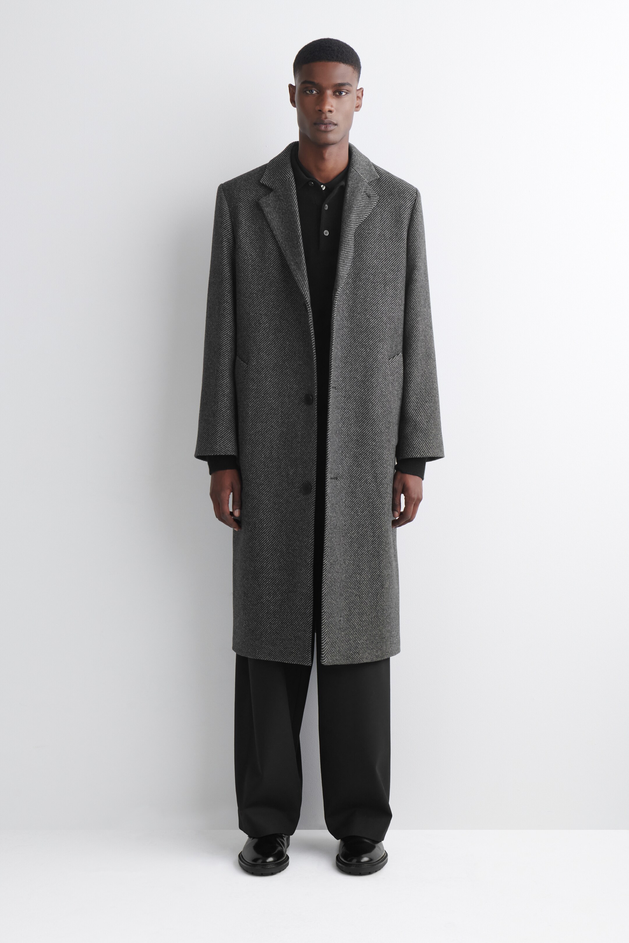 Visa större bild: OXFORDSKOR I LÄDER - SVART - HERR | H&M SE 2