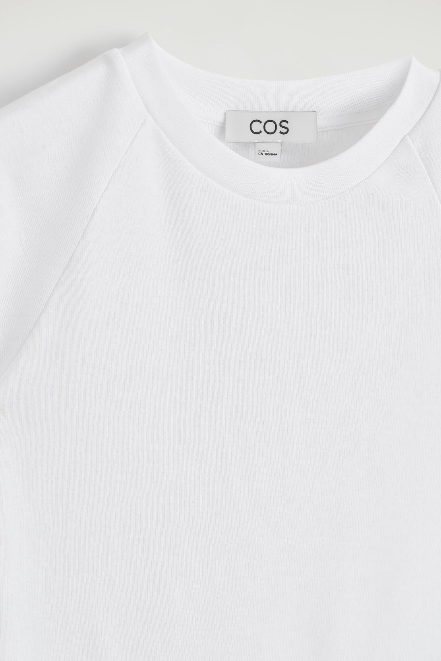 חולצת טי-שירט צמודה מבד כותנה - לבן - 9