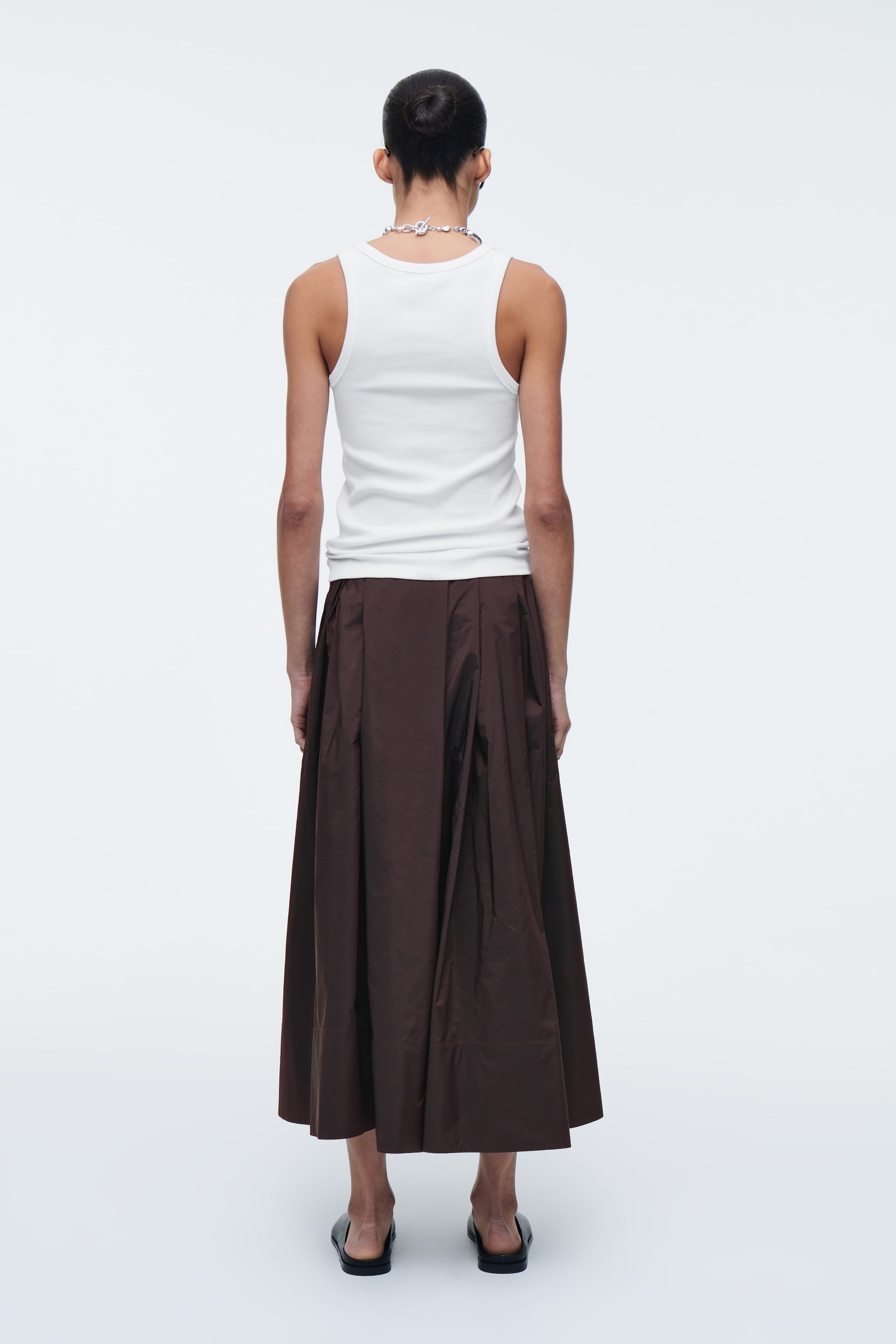 Zobrazit větší obrázek: OBJEMNÉ SKLÁDANÉ KALHOTY CULOTTE - HNĚDÝ - ŽENY | H&M CZ 3