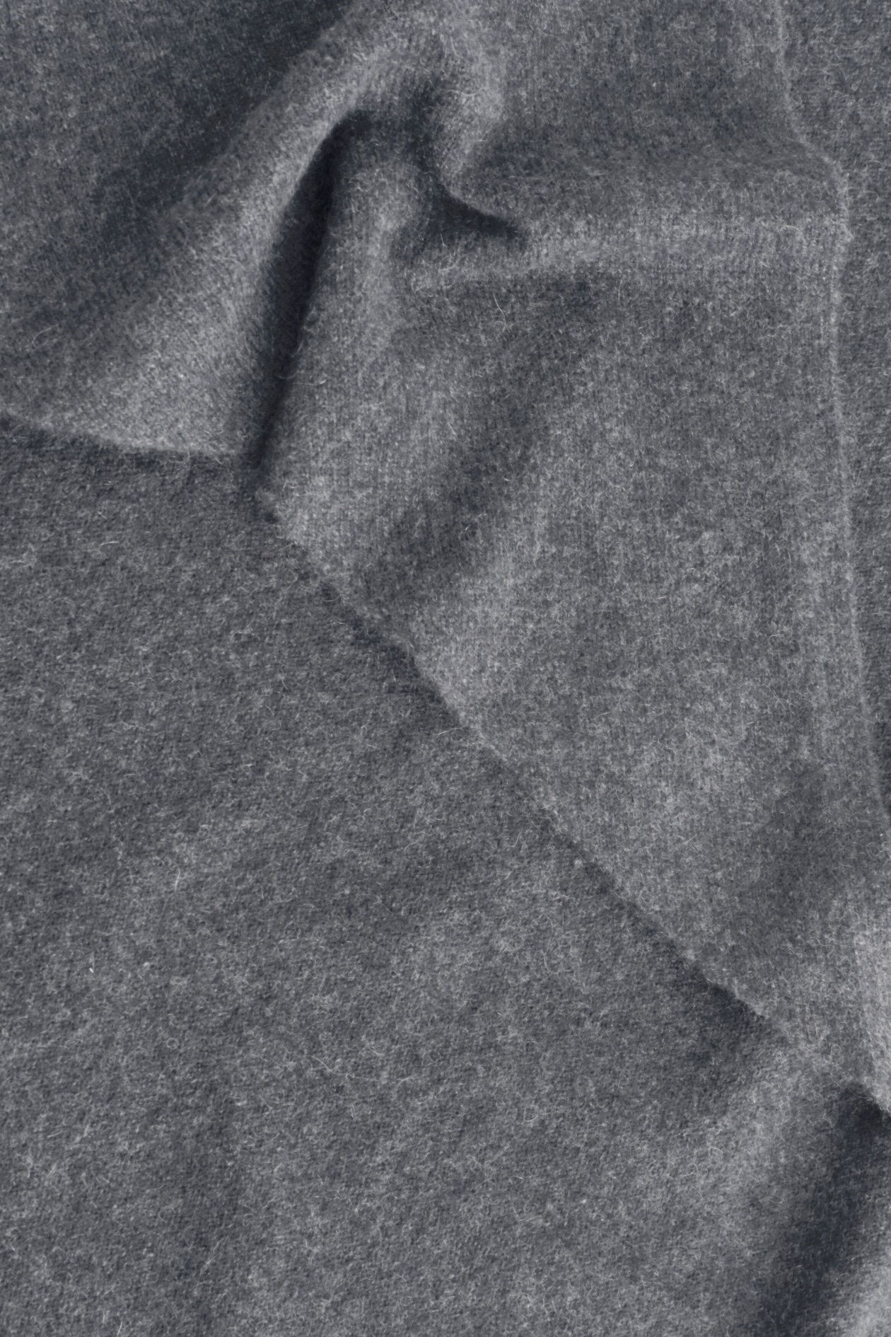 PURE CASHMERE TRIANGLE SCARF — GRAY MÉLANGE