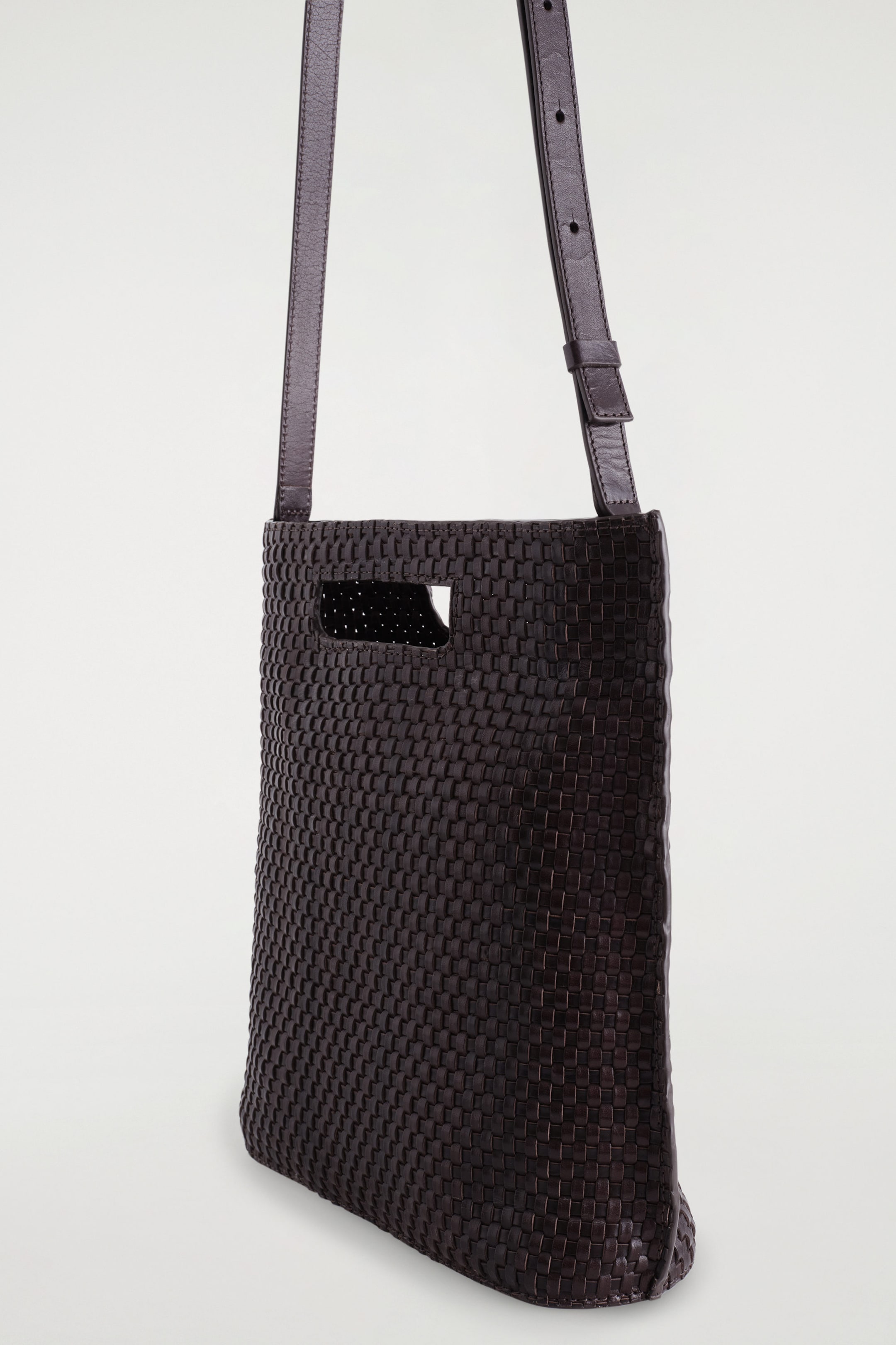 FOLIO HAND-WOVEN BAG - LEATHER