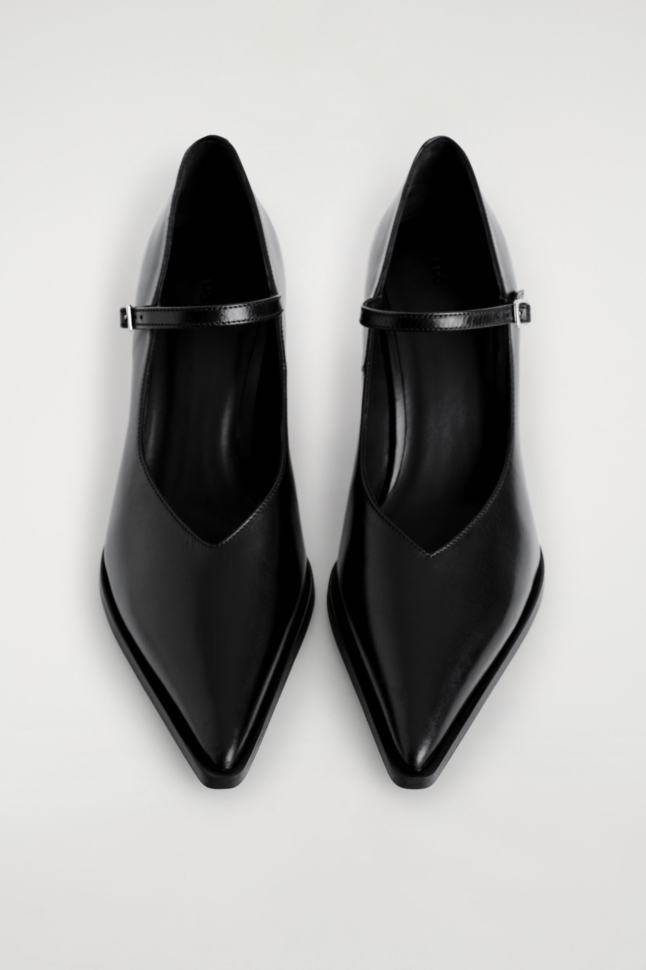 LEATHER HEELED MARY JANE SHOES