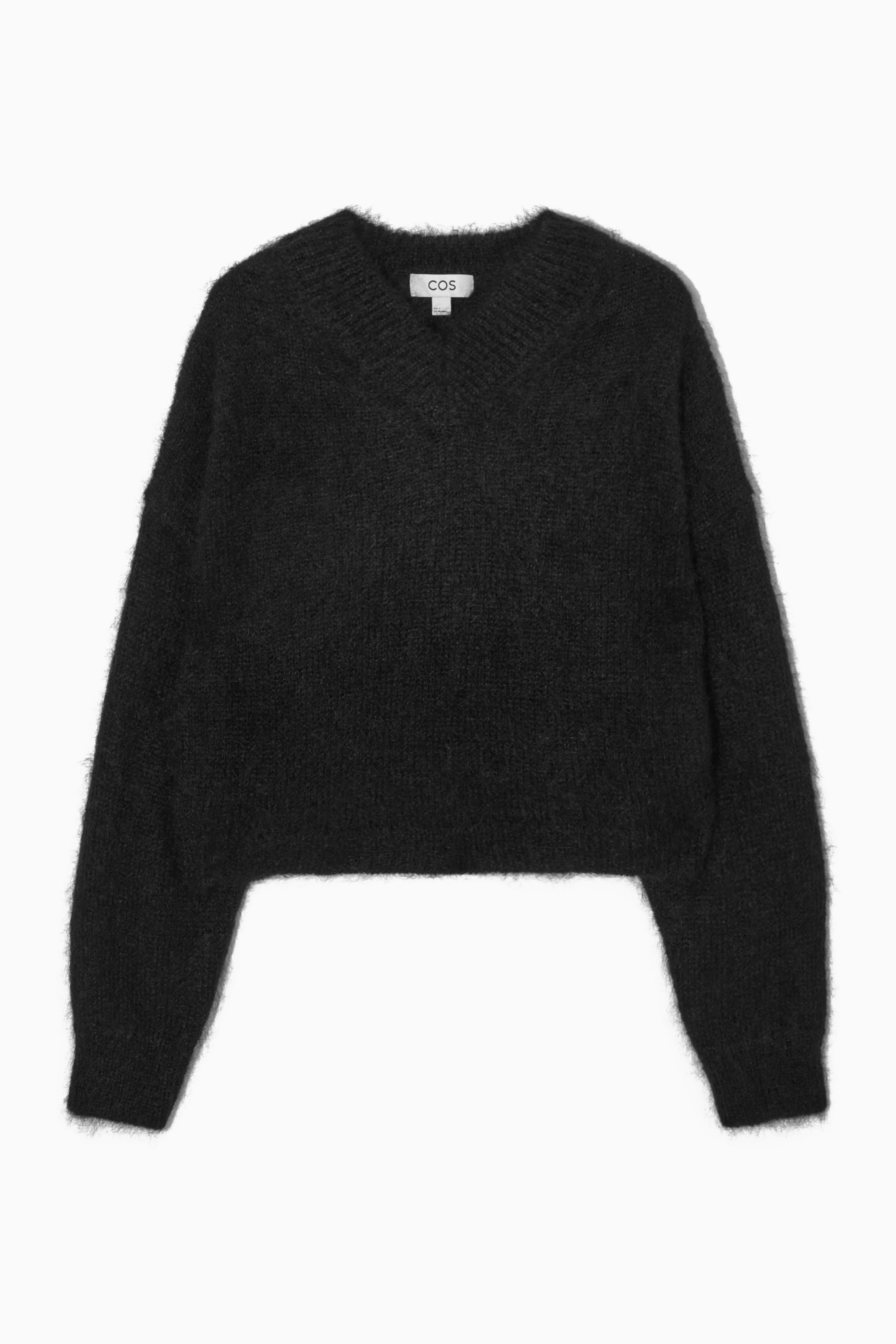 CROPPED V-NECK MOHAIR JUMPER - BLACK | COS