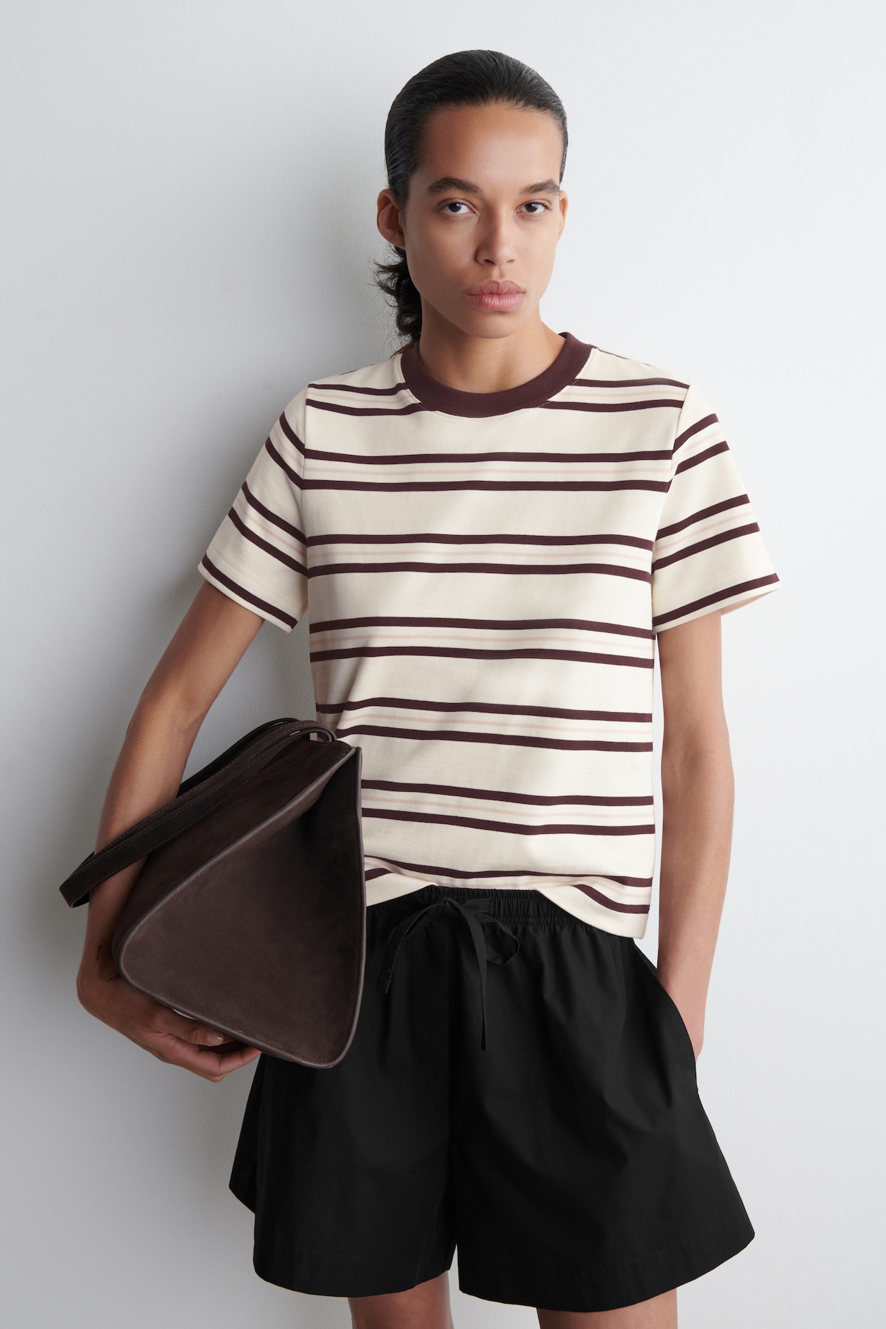 CLEAN CUT REGULAR T-SHIRT - WHITE / BURGUNDY / STRIPED | COS