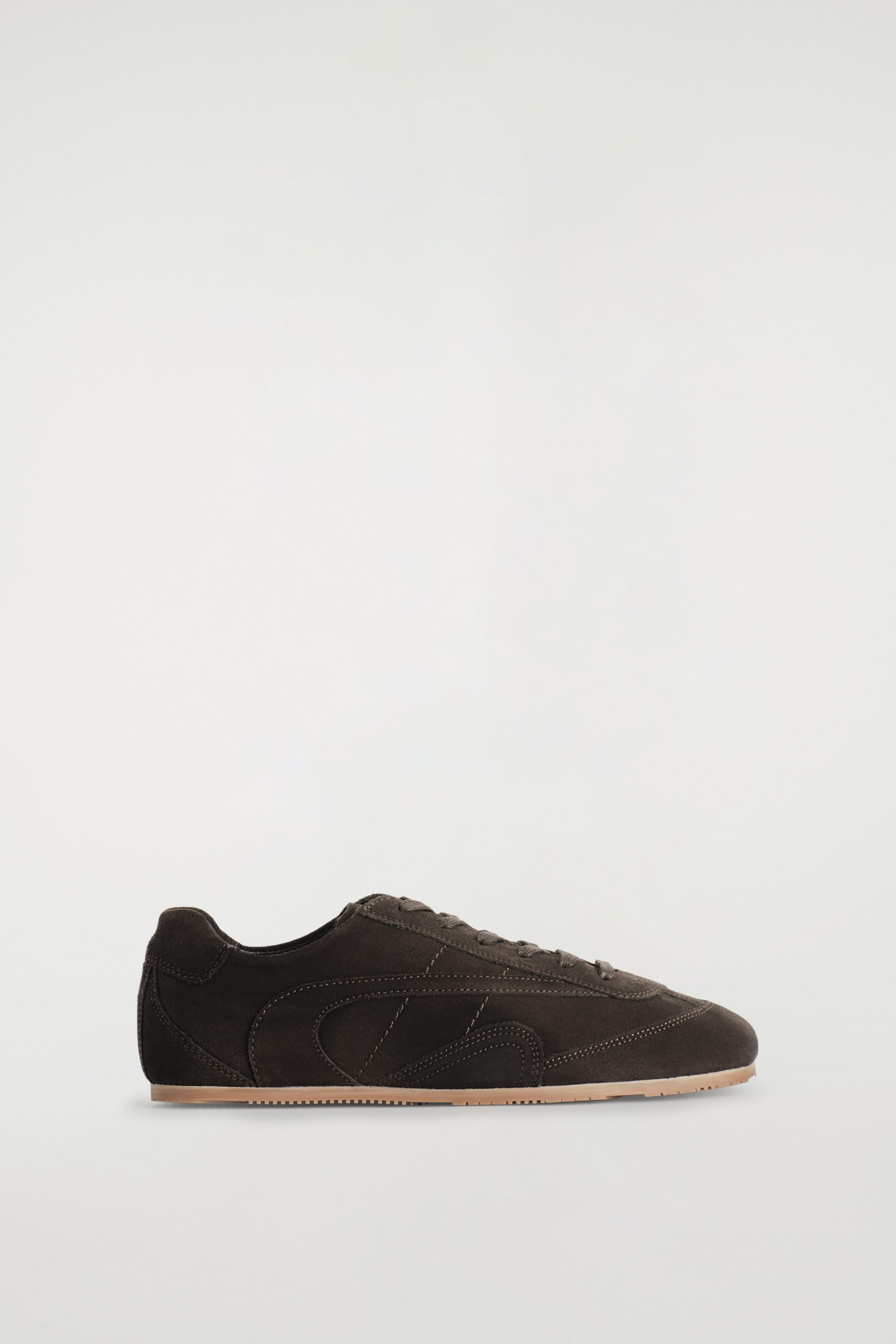 MINIMAL SUEDE SNEAKERS - COGNAC | COS AU