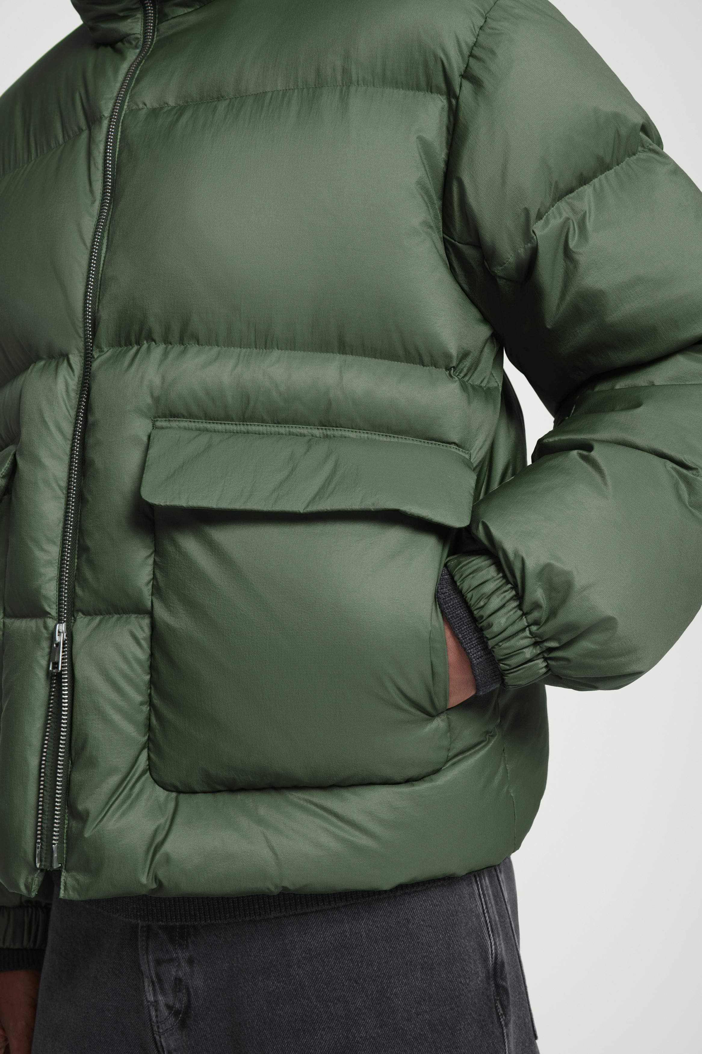 【マックスマーラー】Greenc' Green Down Filled Jacket Sundek hooded puffed jacket W867JKN5600-67300 – SUNDEK