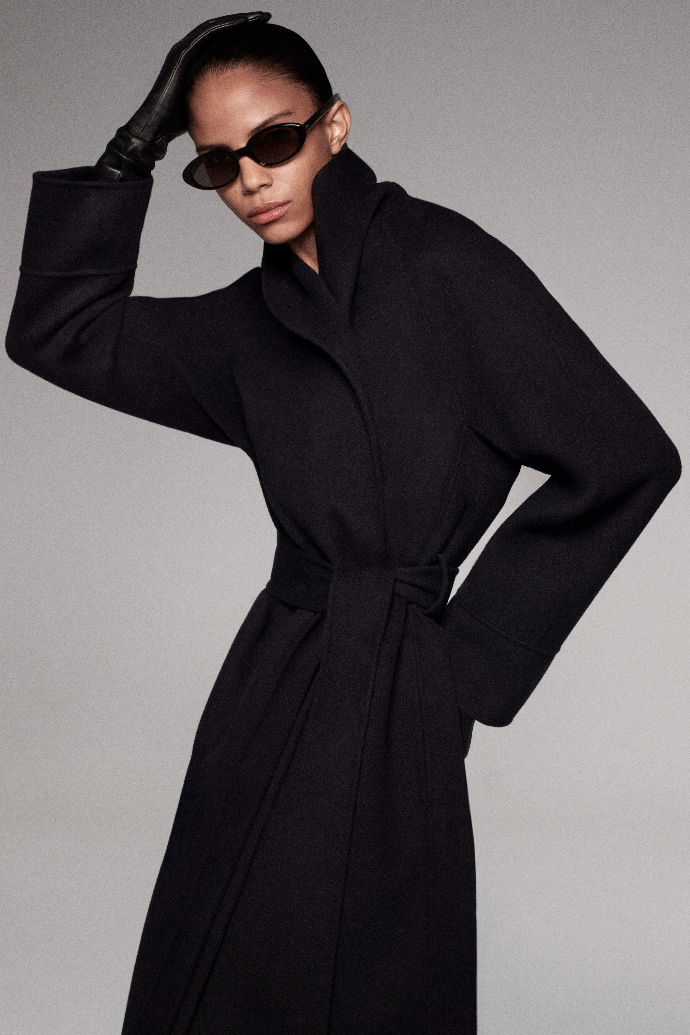 SHAWL-COLLAR DOUBLE-FACED WOOL LONG COAT - NAVY | COS US