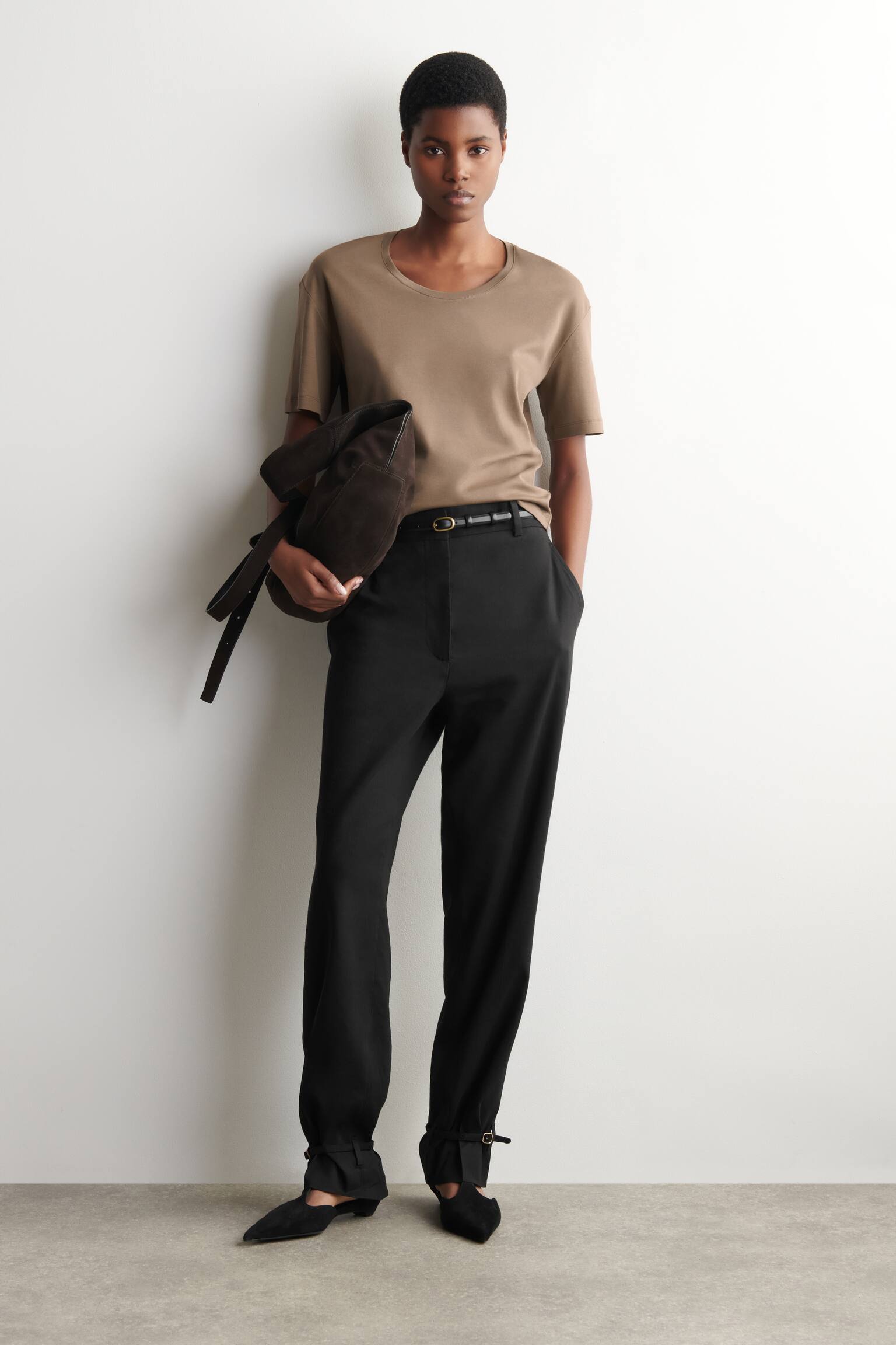 BAWEŁNIANY T-SHIRT Z ZAOKRĄGLONYM DEKOLTEM - BRĄZOWY/BIAŁY/NIEBIESKI - 3