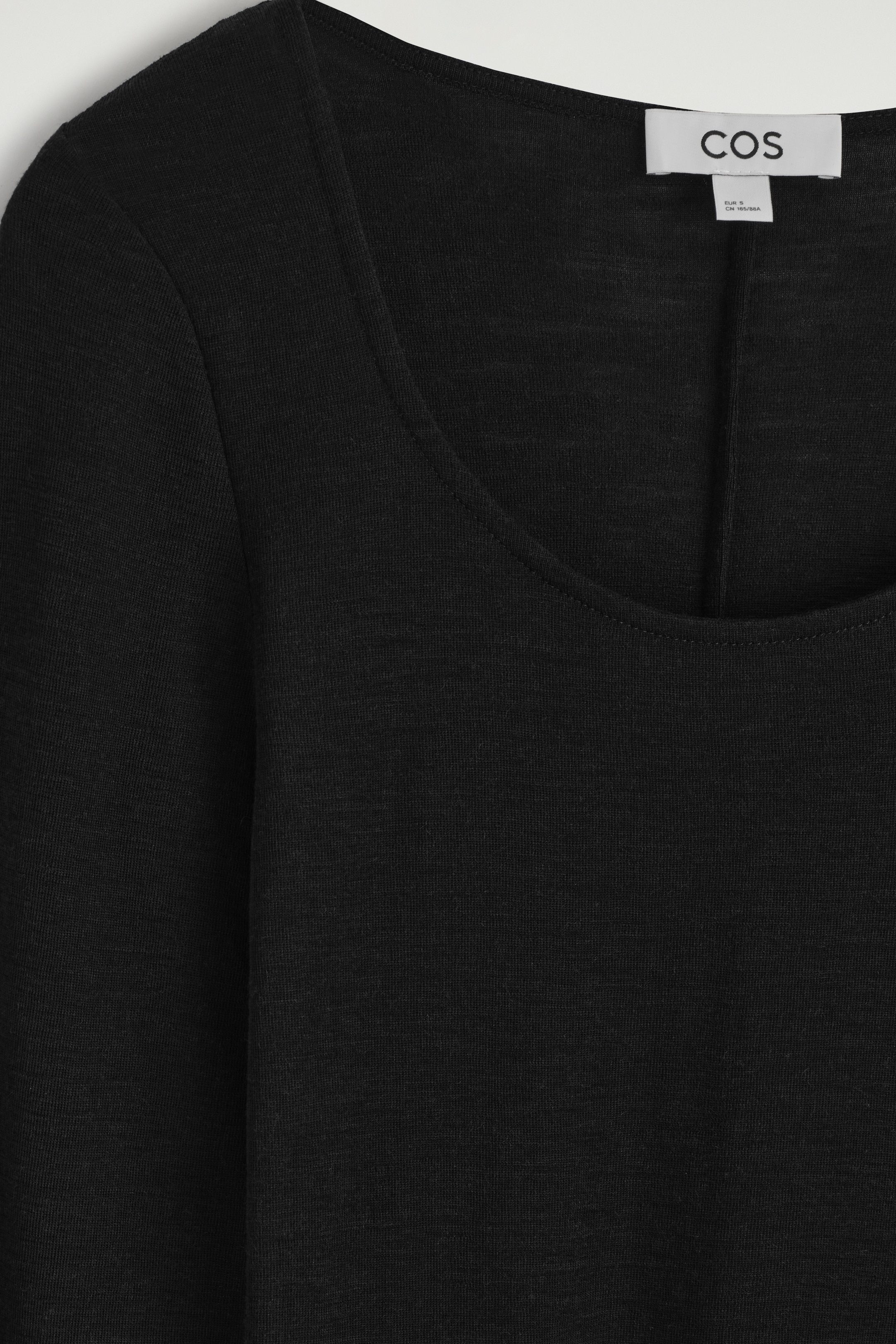 Ver imagen más grande: CAMISETA DE MANGA LARGA DE LANA MERINO - NEGRO - MUJER | H&M ES 6