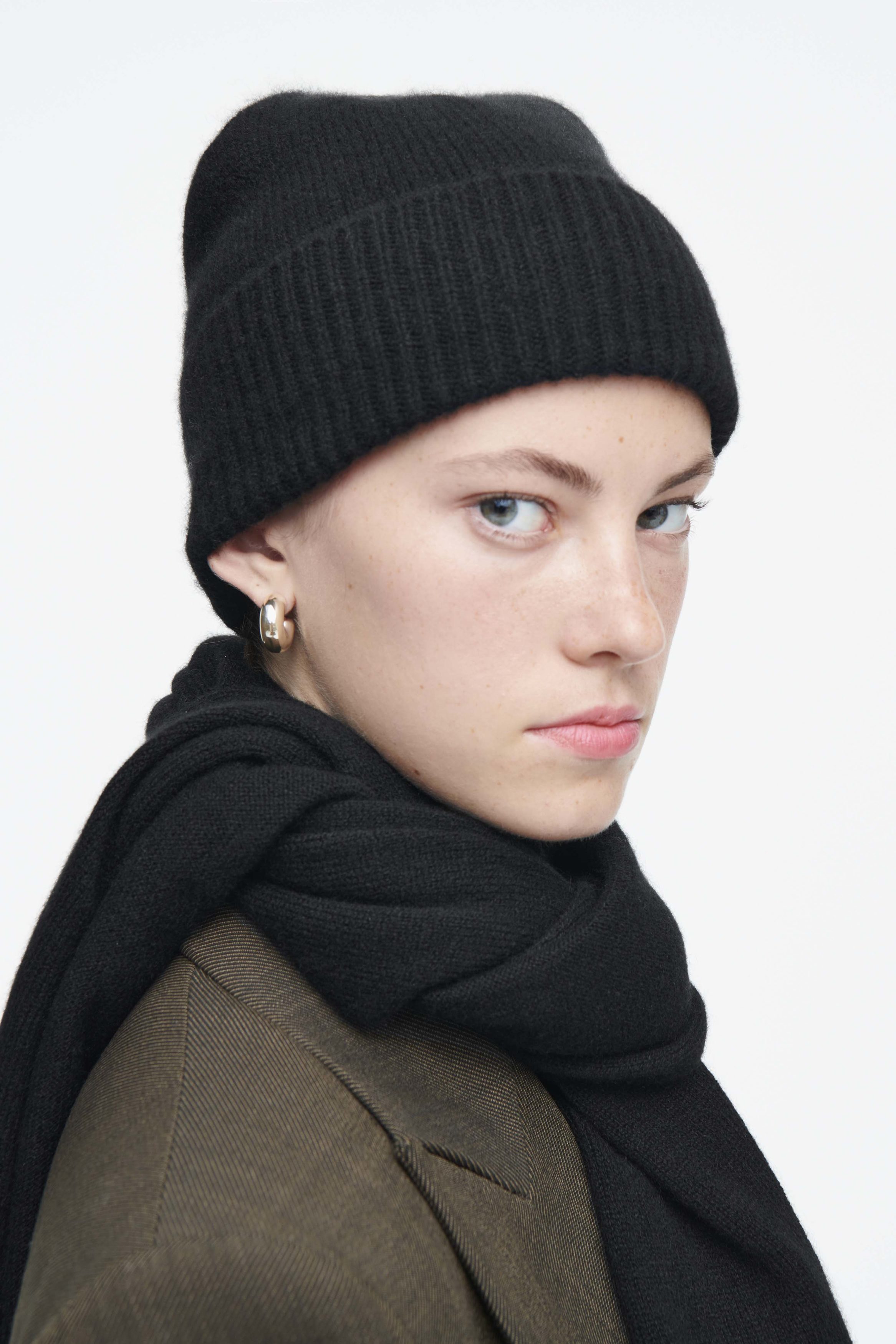 新品未使用 yo BIOTOP Cashmere knit hat black BIOTOP(ビオトープ) / 【yo BIOTOP】Cashmere knit hat (帽子