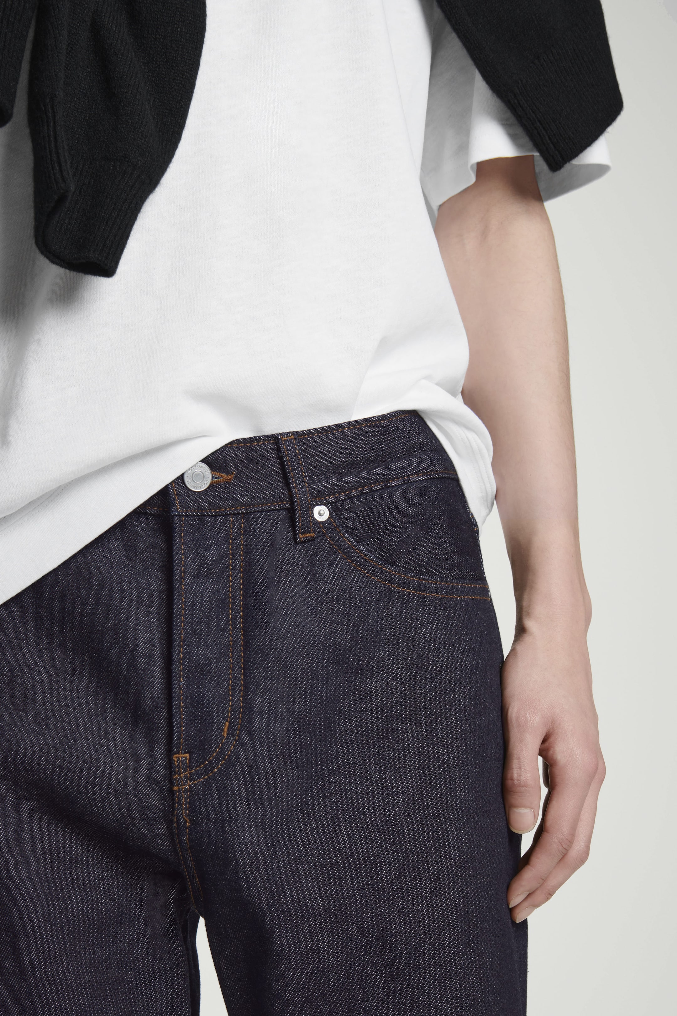 SIGNATURE RAW SELVEDGE STRAIGHT-LEG JEANS