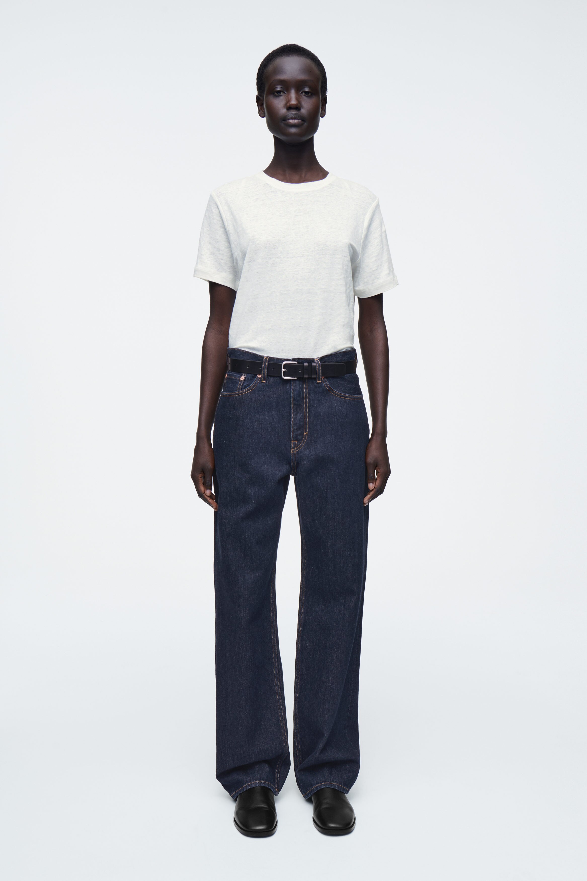 CREW-NECK LINEN T-SHIRT - WHITE | COS