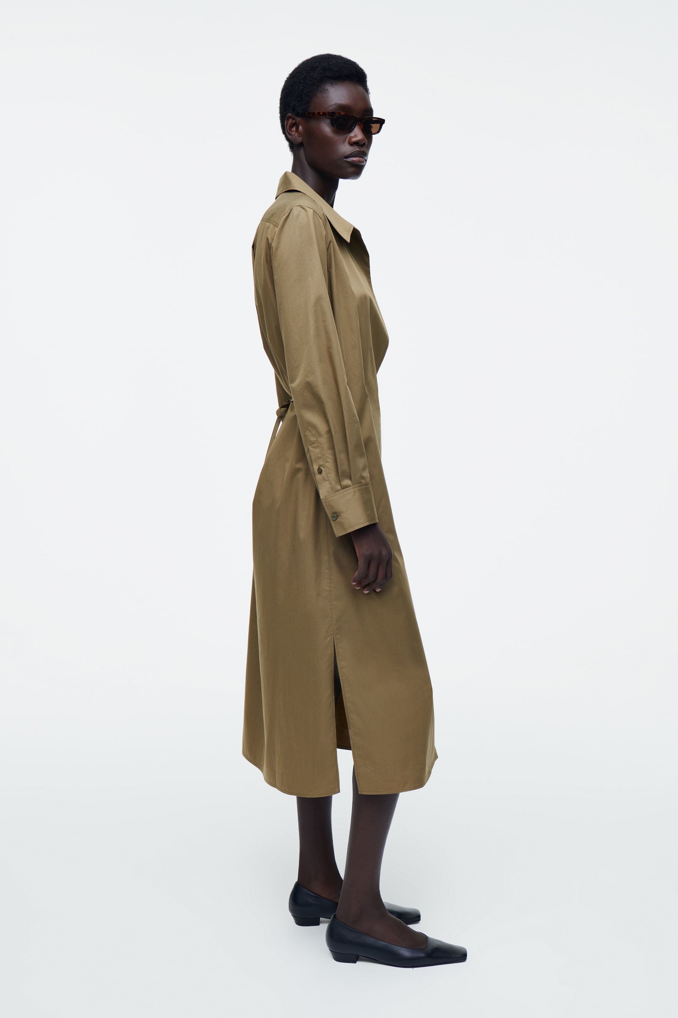 Grotere afbeelding bekijken: DUBBELGEBREIDE MIDI OVERHEMDJURK - Kaki - DAMES | H&M BE 4