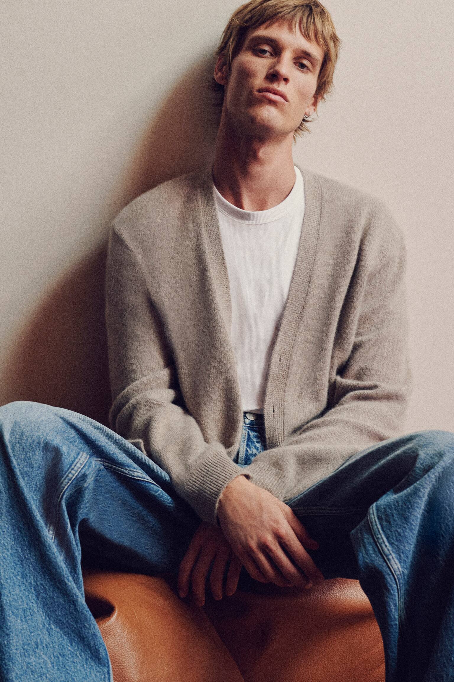 STRICKJACKE AUS KASCHMIR MIT V-AUSSCHNITT - HELL UNGEFÄRBT/NAVYBLAU - 5