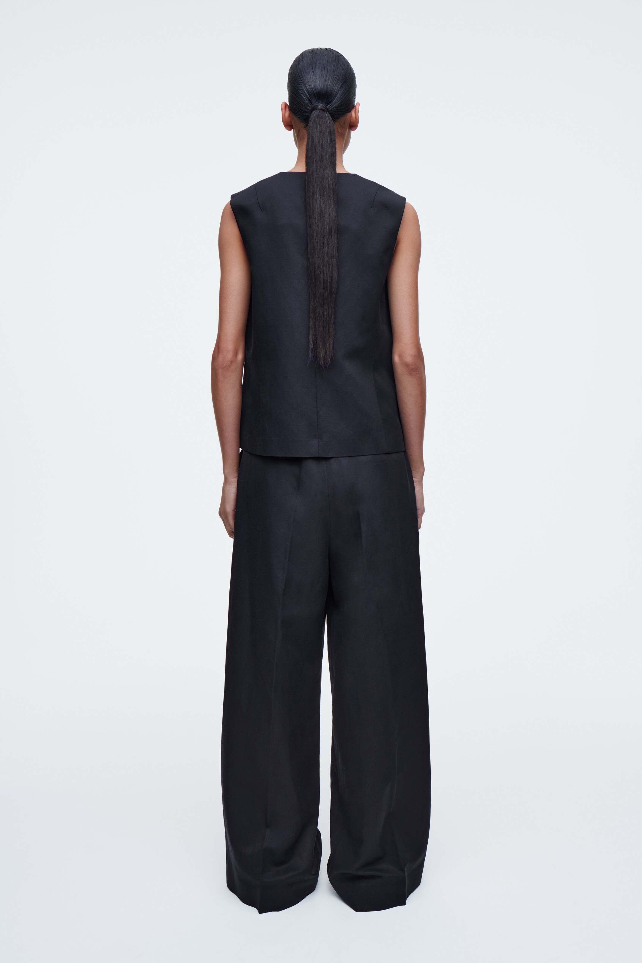 Ingrandisci l'immagine: LINEN-BLEND TIE-FRONT WAISTCOAT - NAVY - DONNA | H&M CH 3