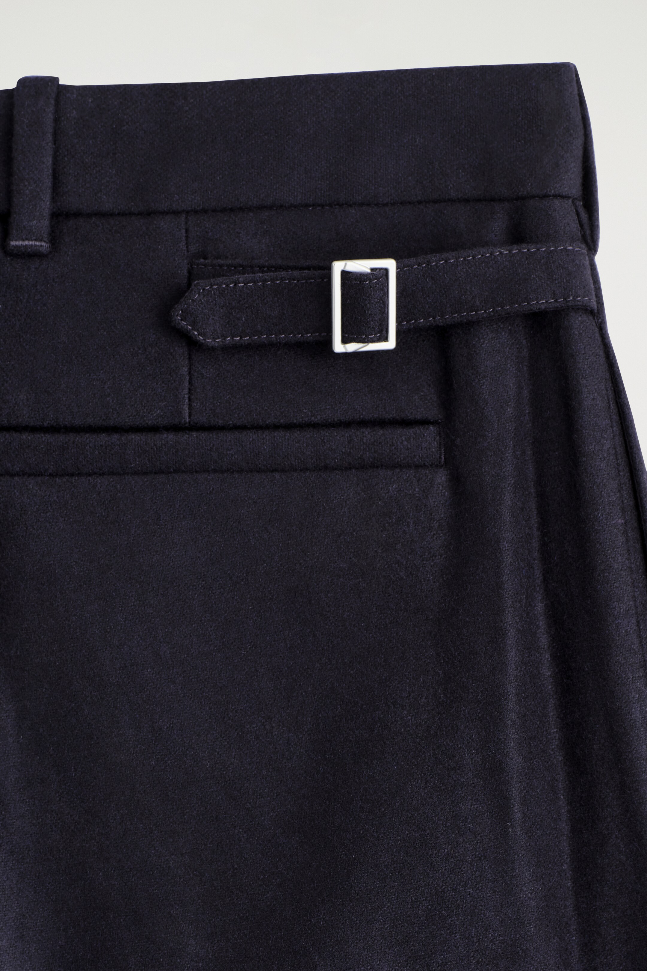Vezi imaginea mai mare: PANTALONI LARGI DIN LÂNĂ CU CROIALĂ DREAPTĂ - NAVY - BĂRBAŢI | H&M RO 8