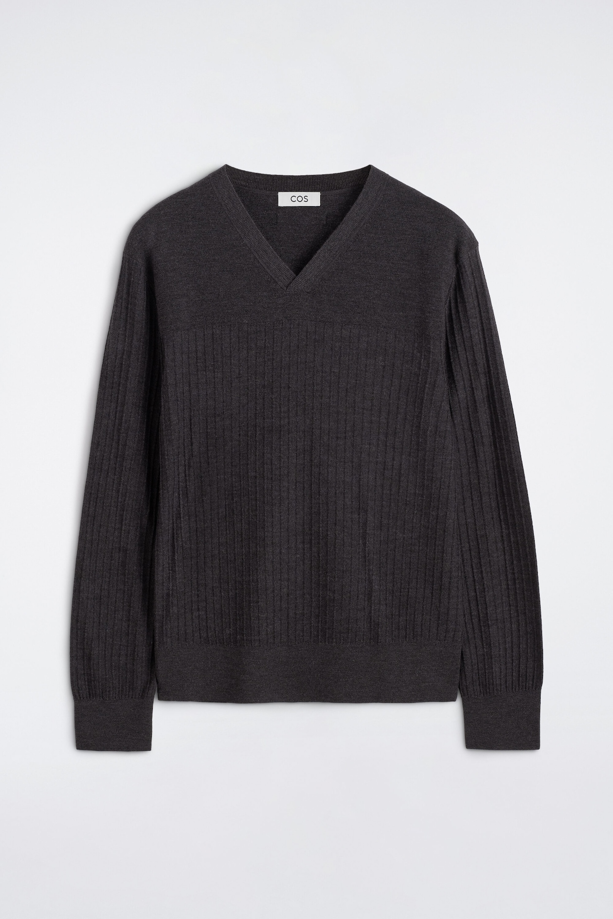 RIBBED FINE MERINO WOOL V-NECK SWEATER — BITTER CHOCOLATE
