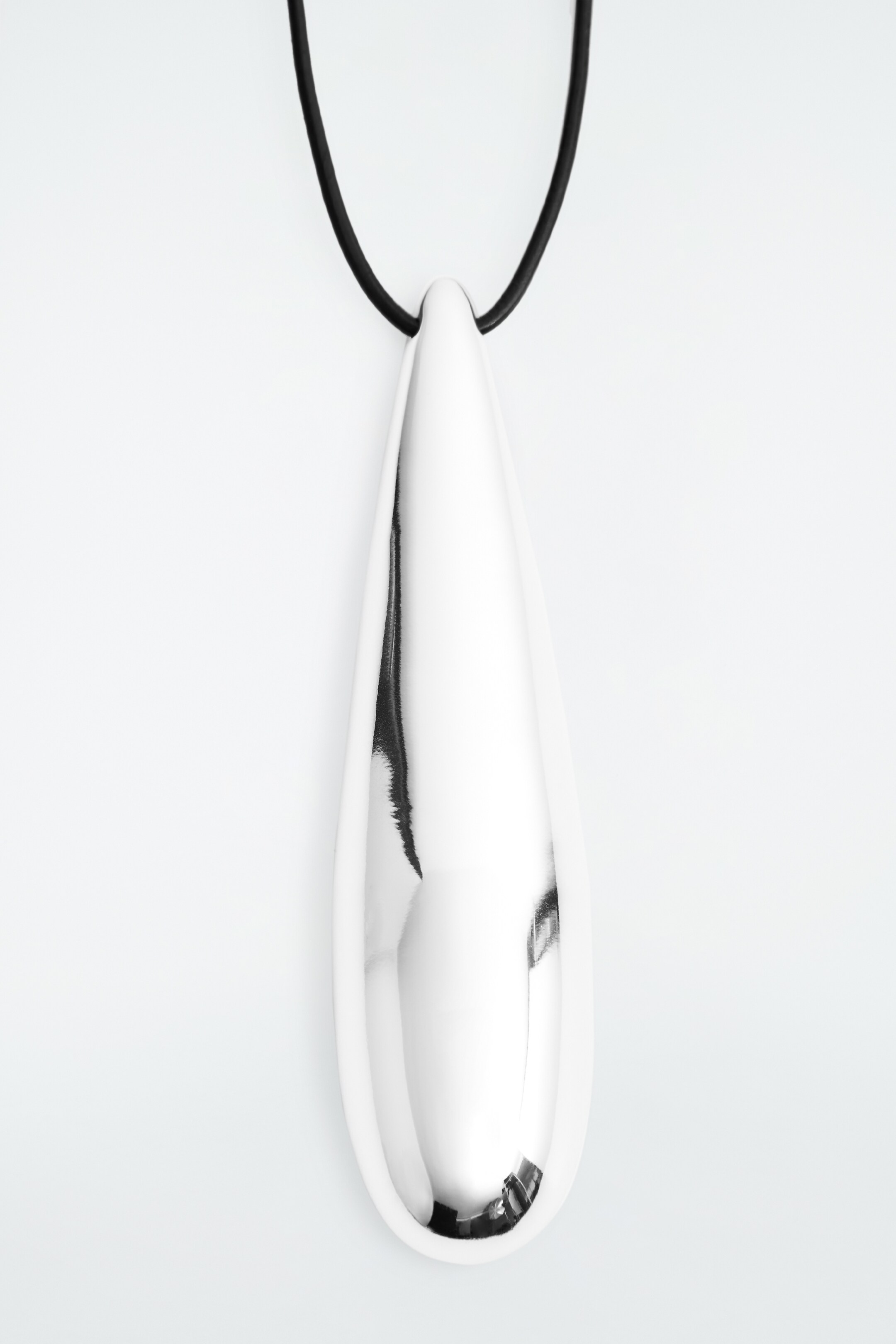 Ingrandisci l'immagine: OVERSIZED DROPLET PENDANT NECKLACE - SILVER - DONNA | H&M CH 2