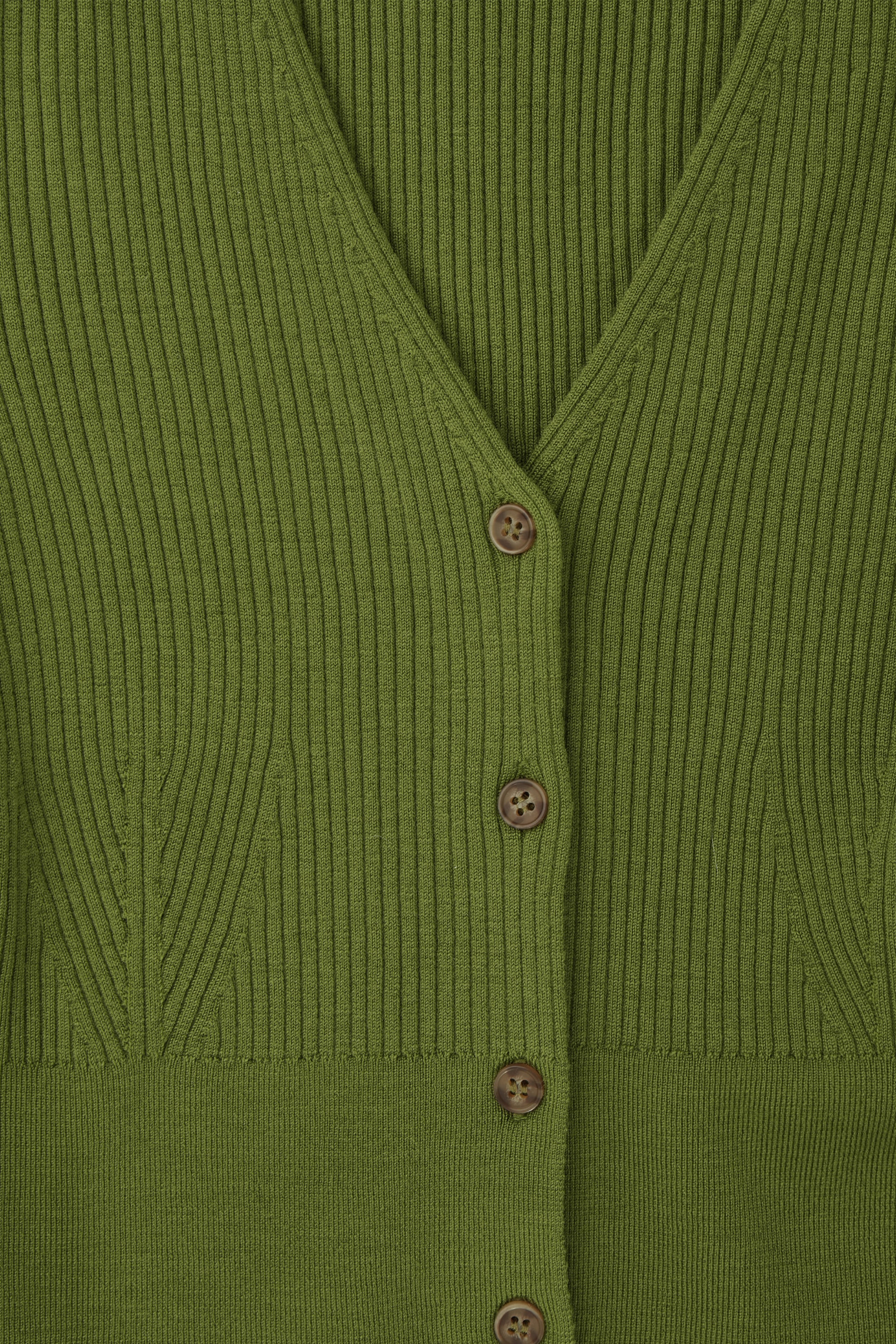 StillMedia/DescriptiveDetail