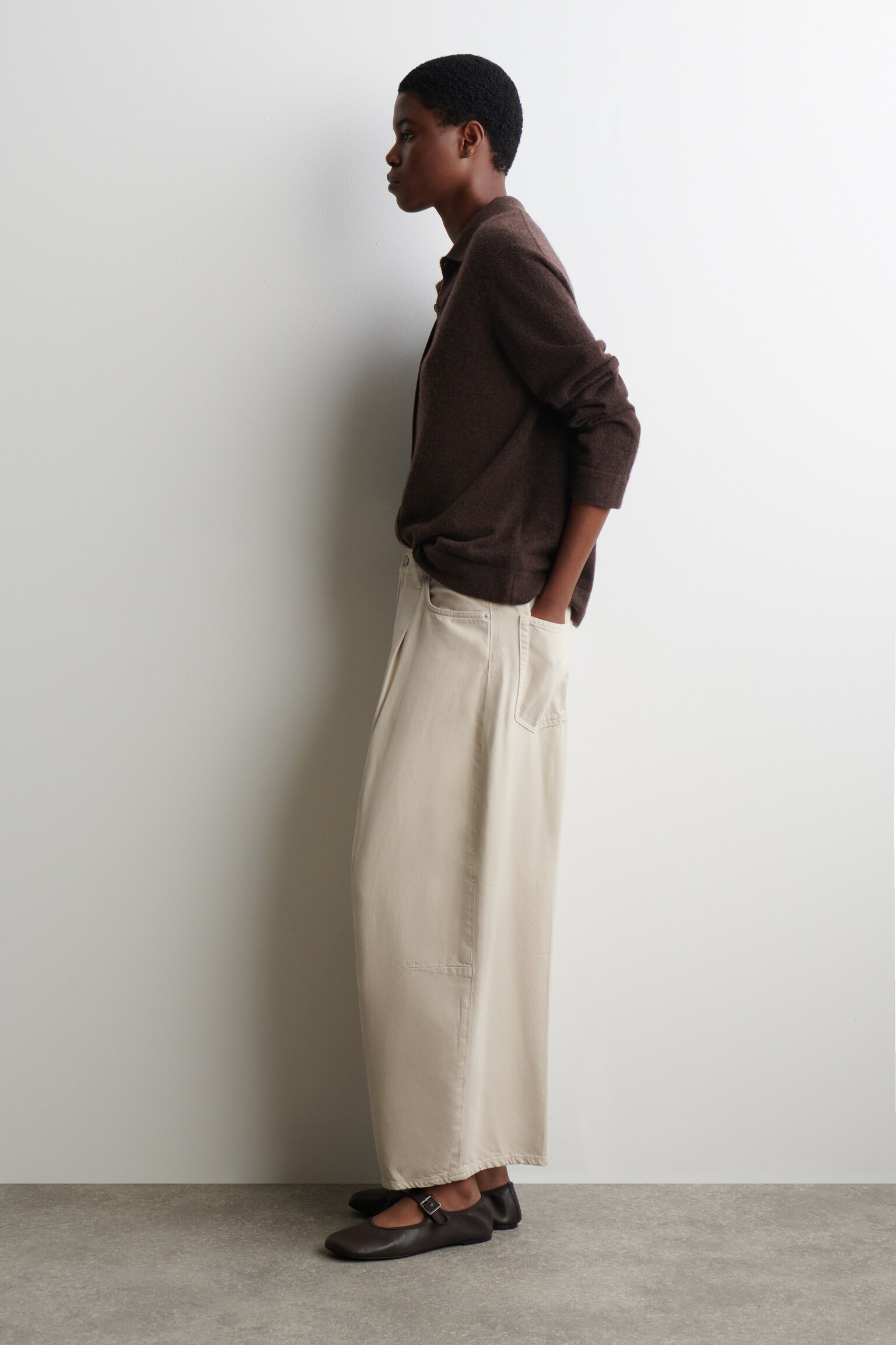 TWINE BARREL-LEG JEANS - LIGHT-BEIGE/DARK BLUE - 3