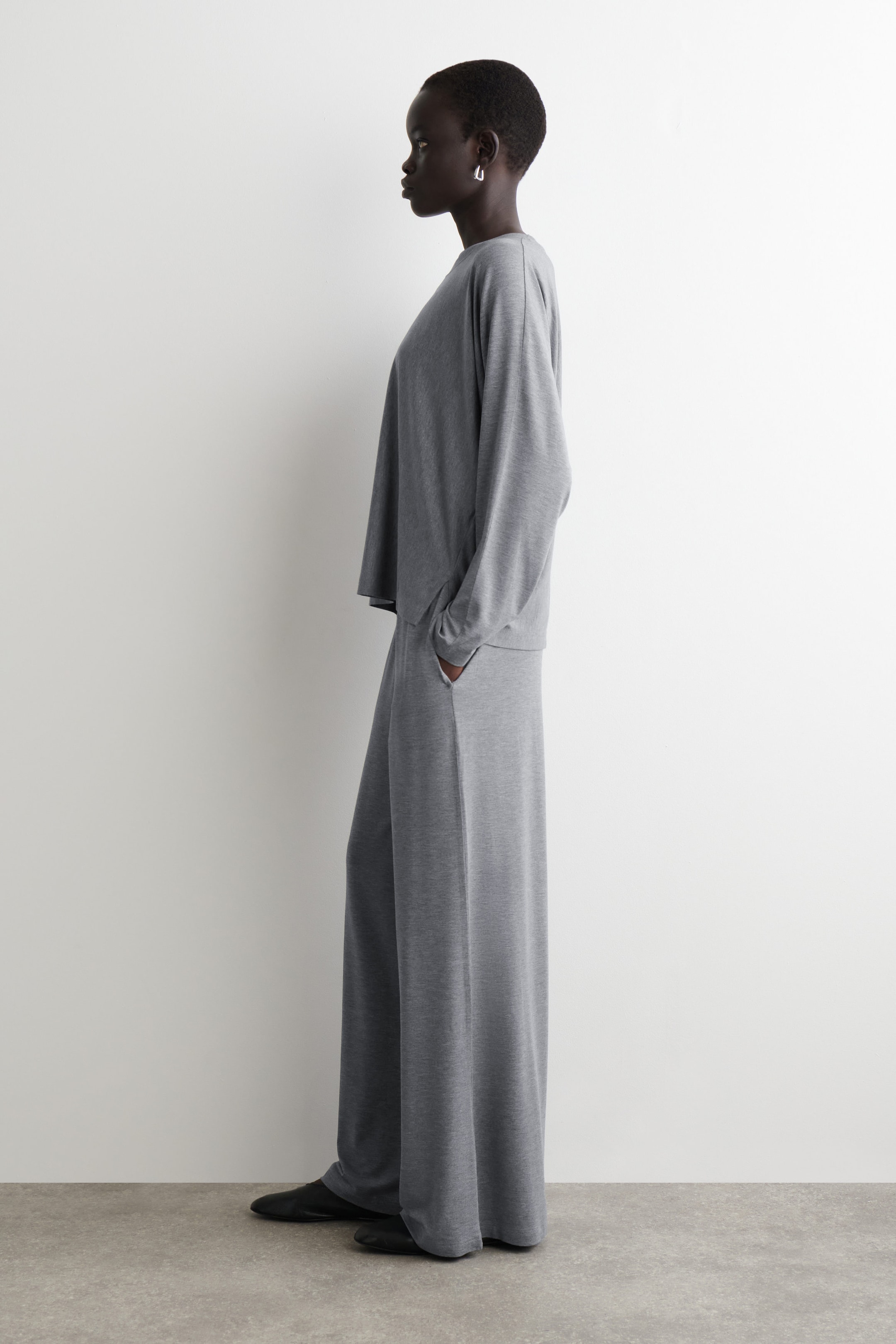 FLUID JERSEY LONG-SLEEVED TOP