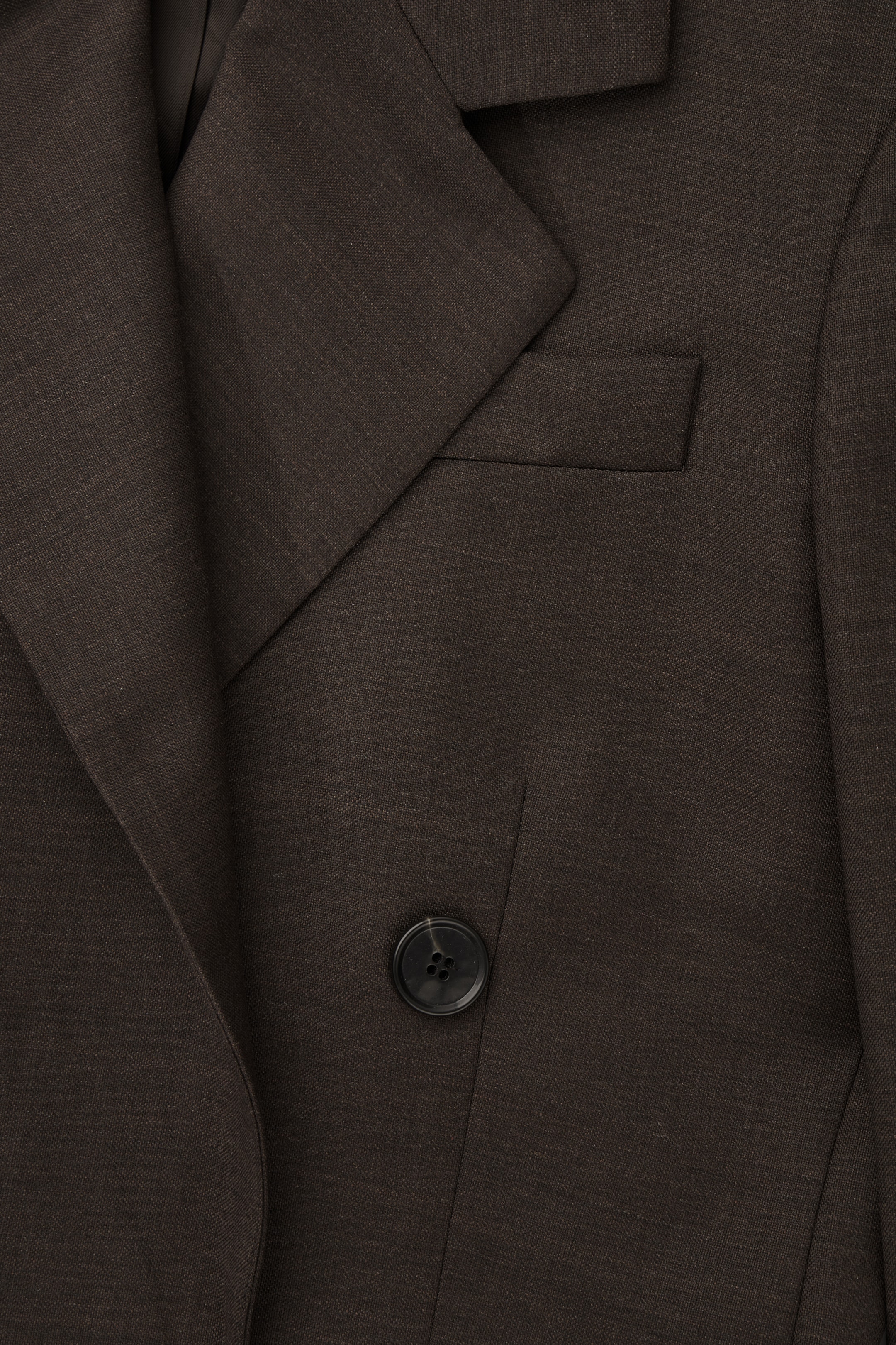 Grotere afbeelding bekijken: DOUBLE-BREASTED WOOL BLAZER - DARK BROWN - DAMES | H&M NL 3
