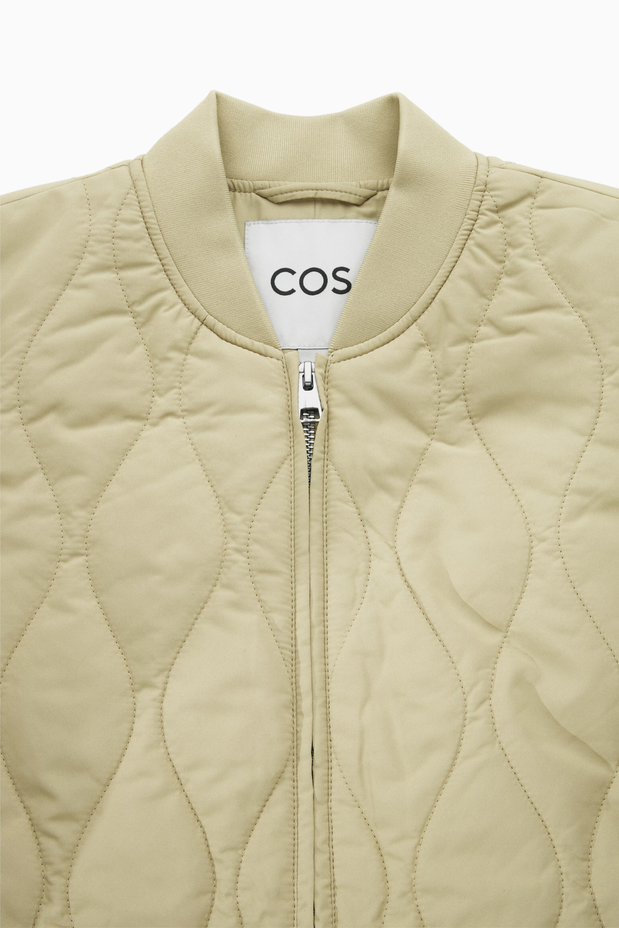Grösseres Bild ansehen: STEPPJACKE - BEIGE - DAMEN | H&M CH 2