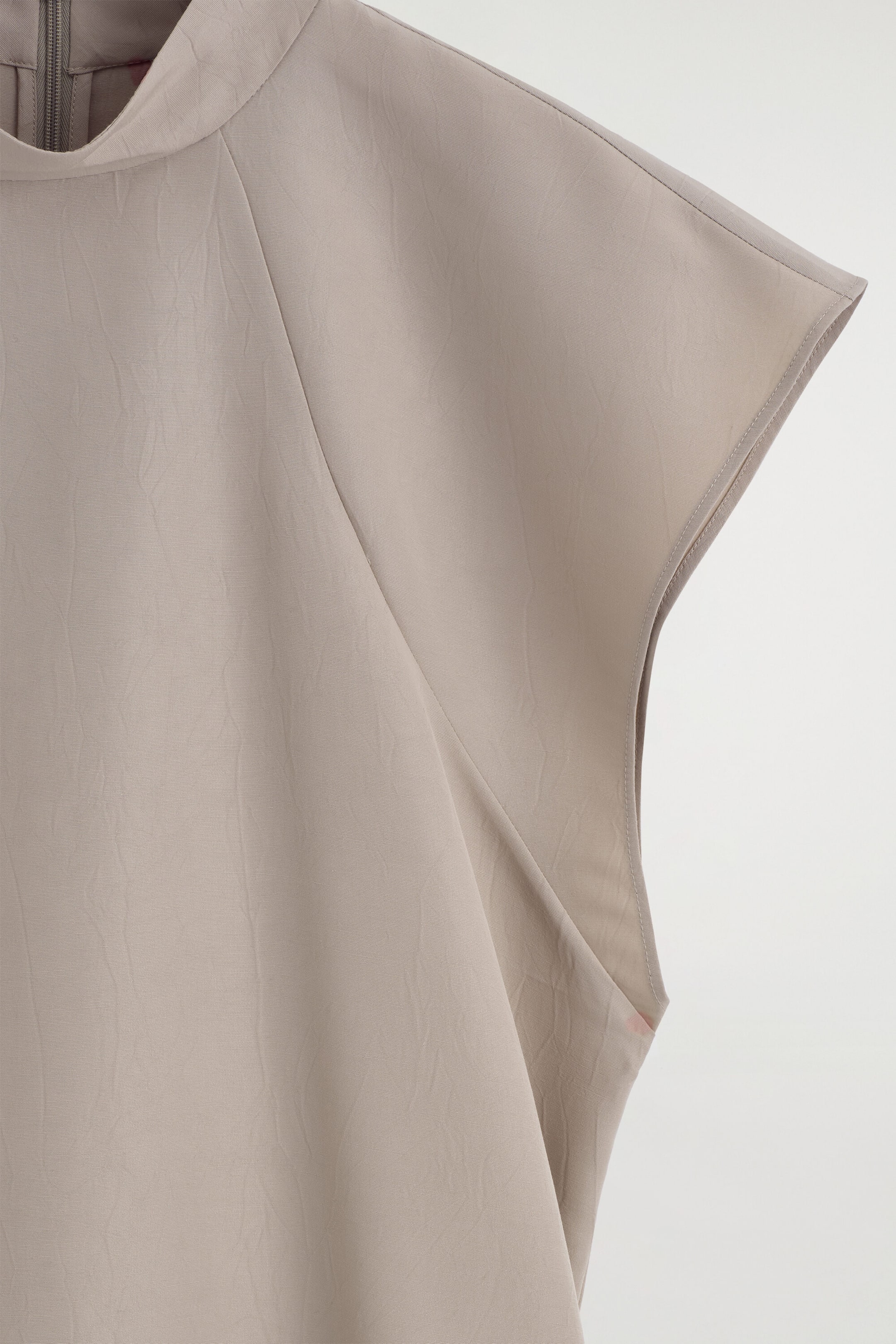 StillMedia/DescriptiveDetail