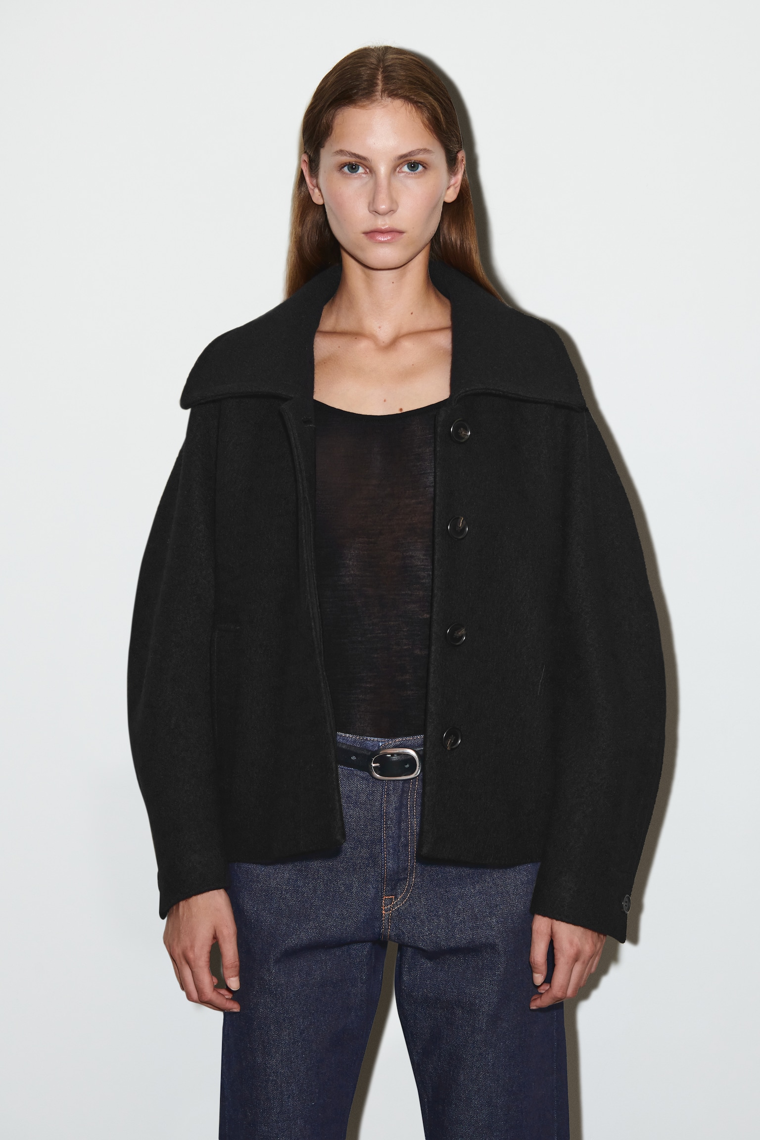 CHAQUETA OVERSIZE DE LANA HERVIDA - NEGRO