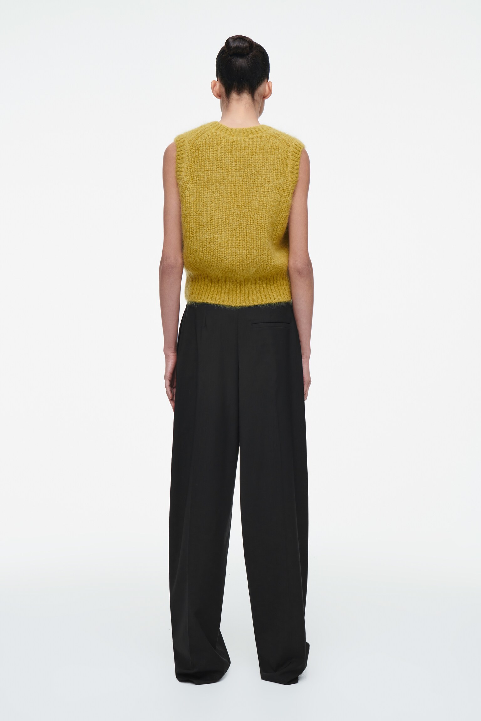 CHALECO DE PUNTO DE MOHAIR - MOSTAZA - 5