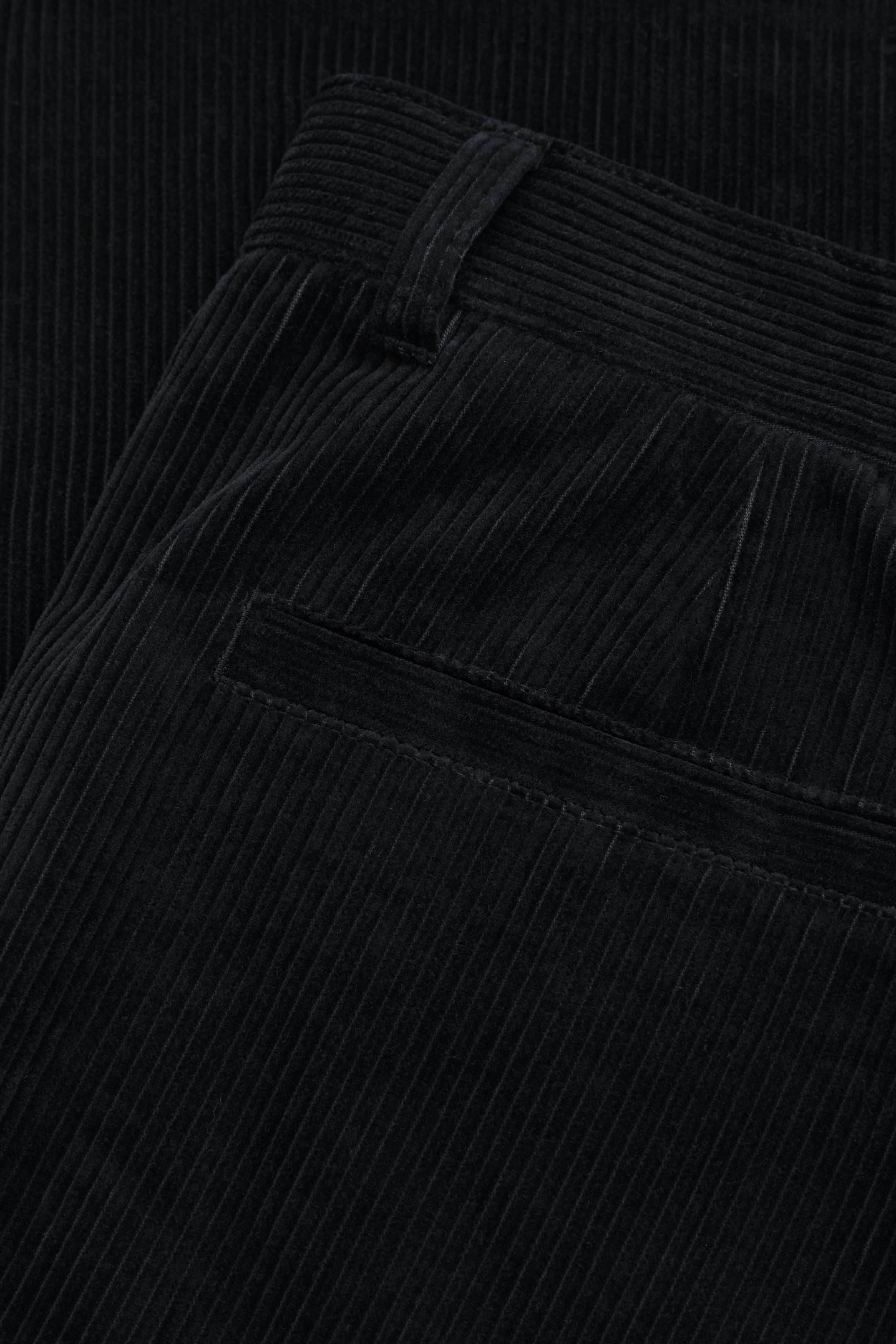 StillMedia/DescriptiveDetail