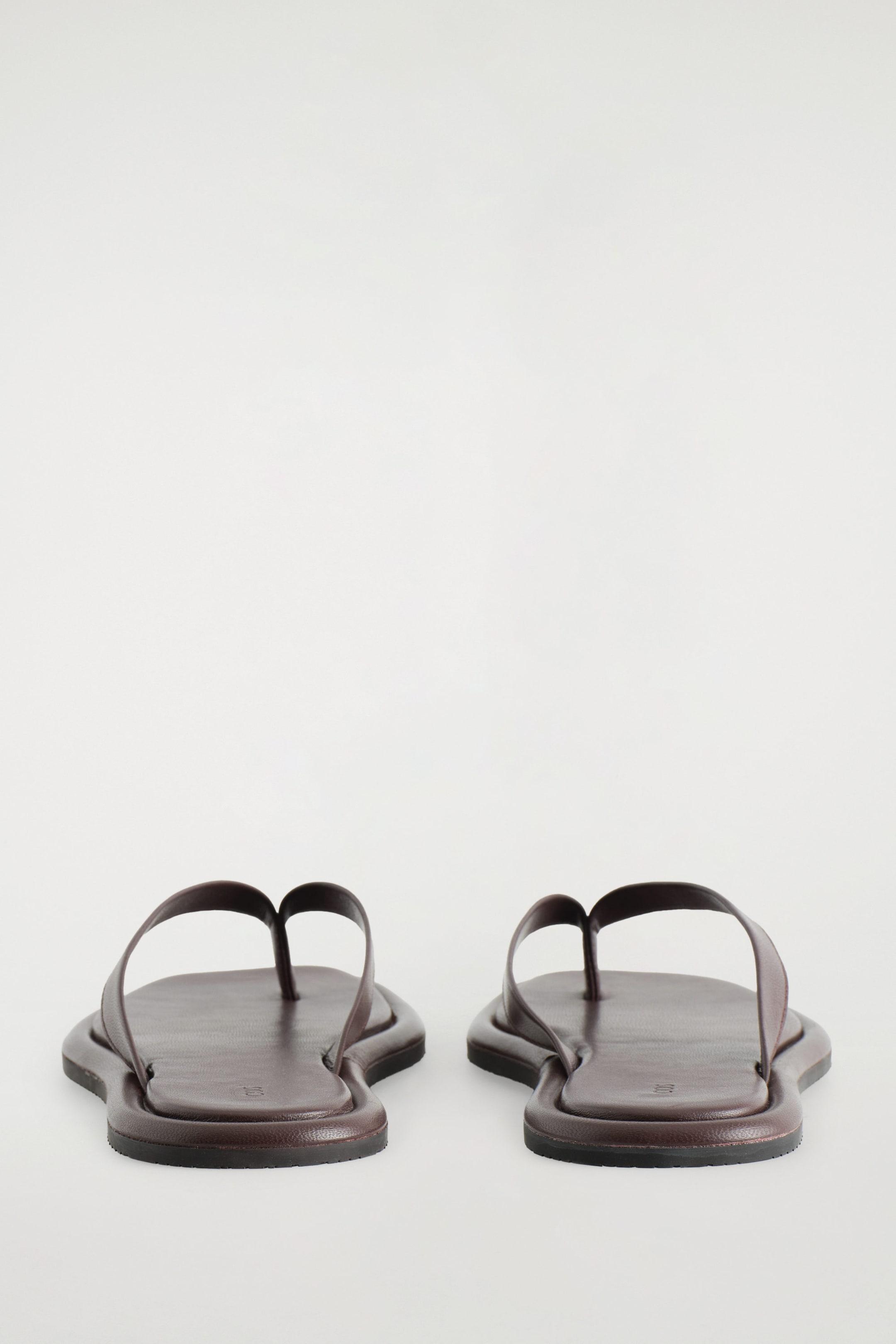 LEATHER FLIP FLOPS