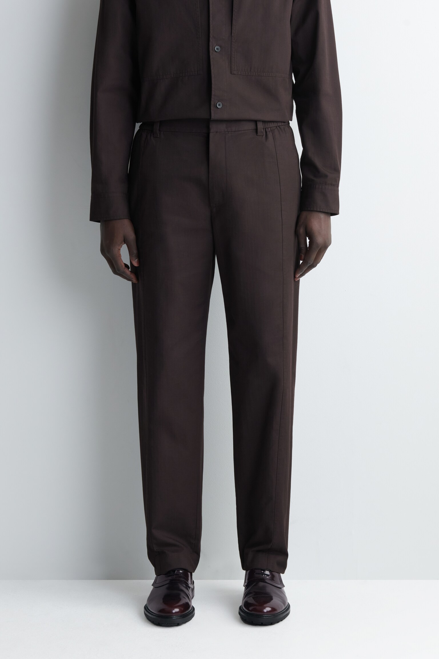 HOSE AUS BAUMWOLLE MIT GERADEM BEIN - DUNKELBRAUN/DUNKLES KHAKI - 7