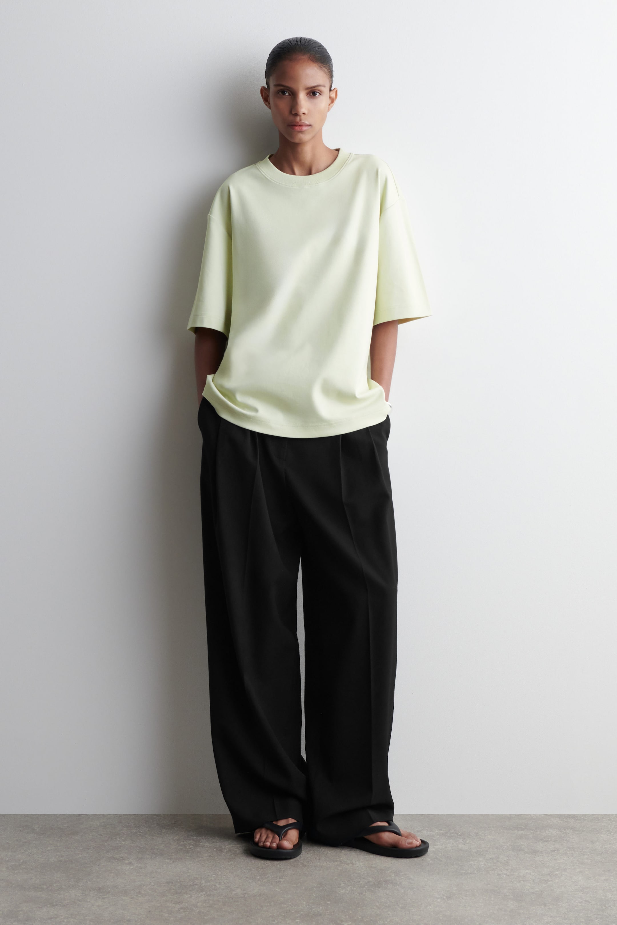 OVERSIZED COTTON T-SHIRT