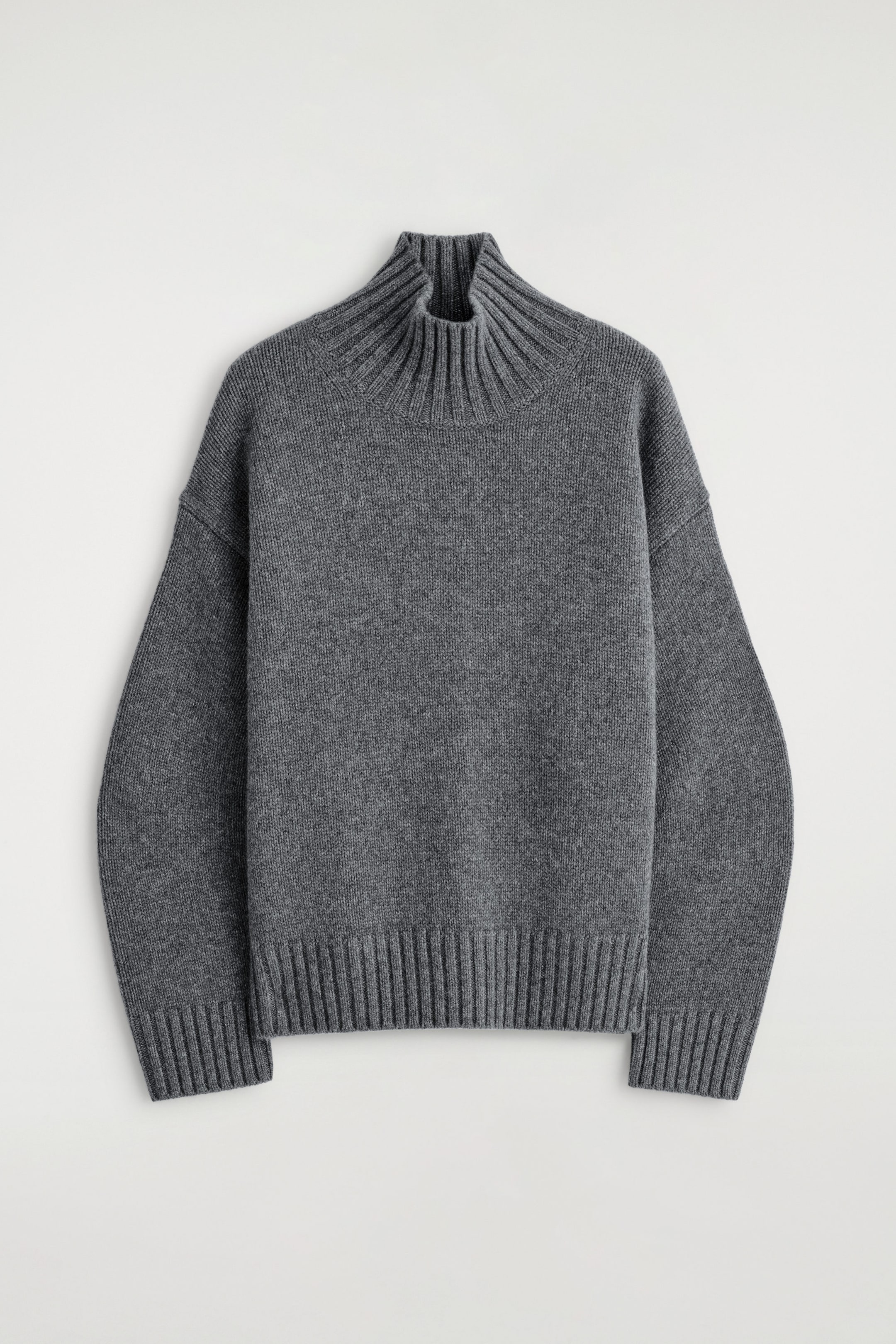 CASHMERE HIGH-NECK SWEATER