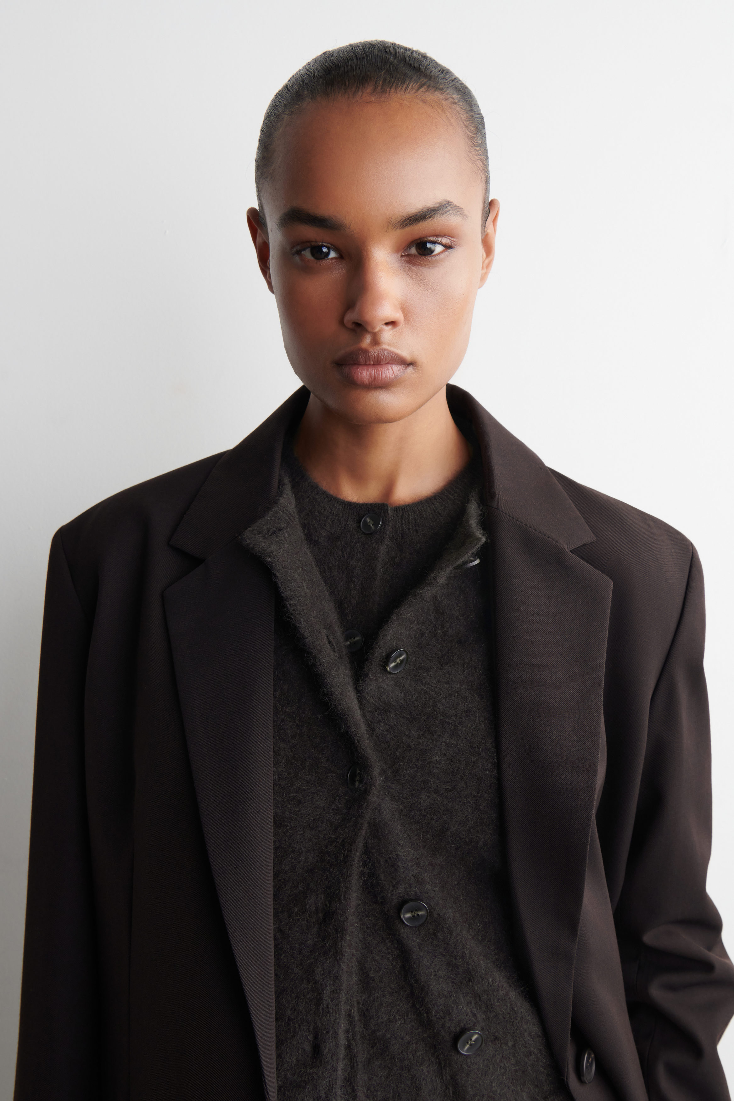 BRUSHED-CASHMERE CARDIGAN - DARK BROWN | COS