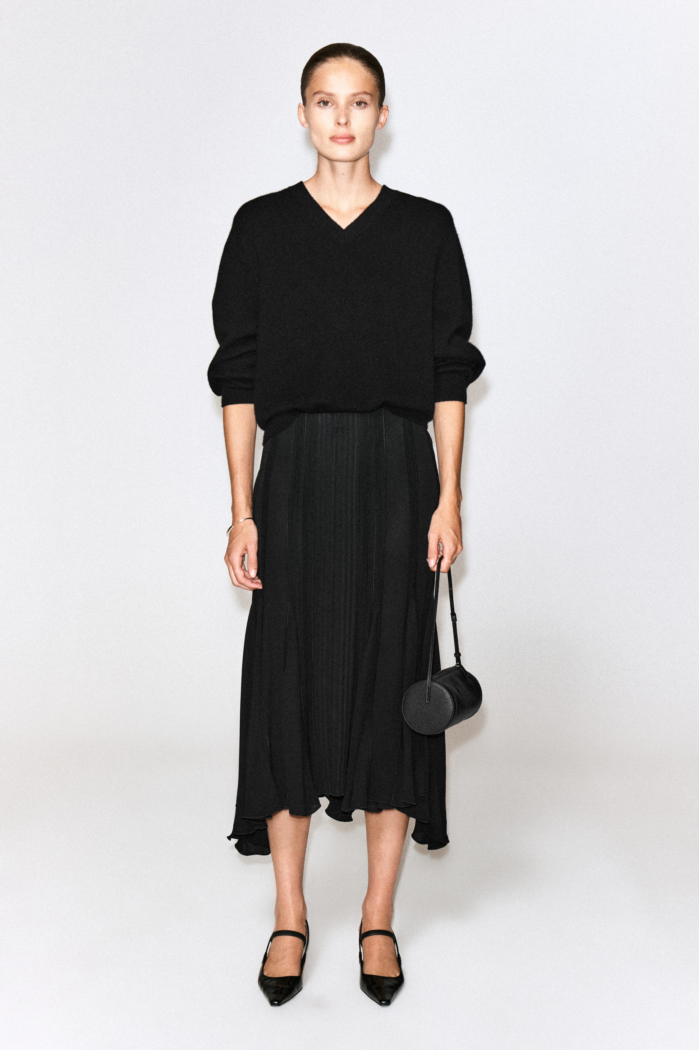 VOLUMINOUS PLEATED MIDI SKIRT thumbnail 2