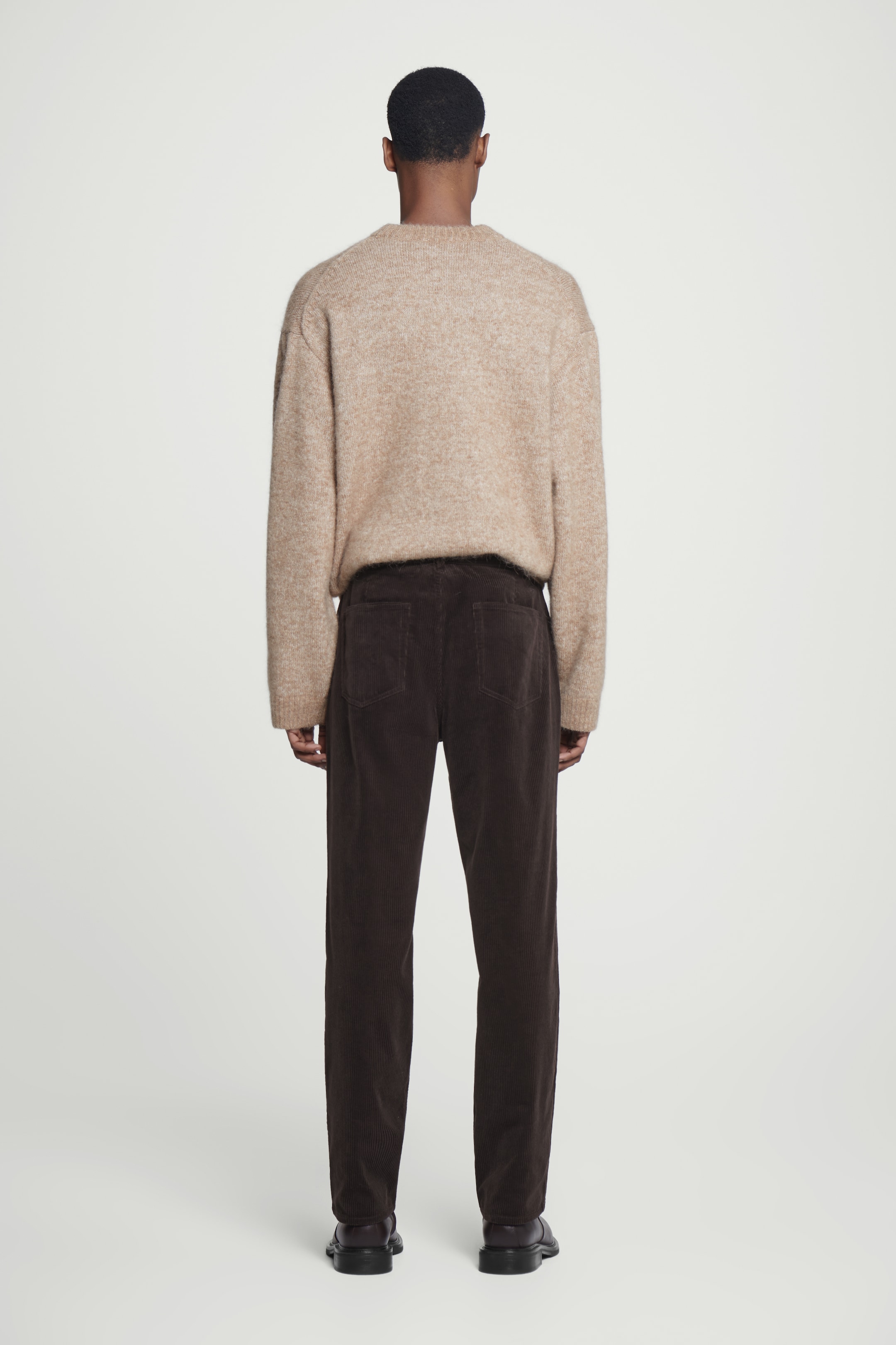View larger image: SIGNATURE CORDUROY STRAIGHT-LEG JEANS - DARK BROWN - Men | H&M GB 4