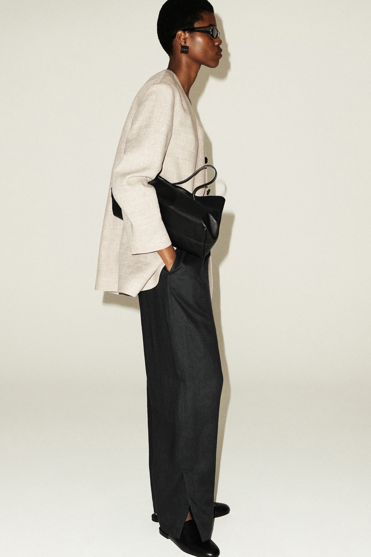 ELASTICATED LINEN BARREL-LEG PANTS — NAVY