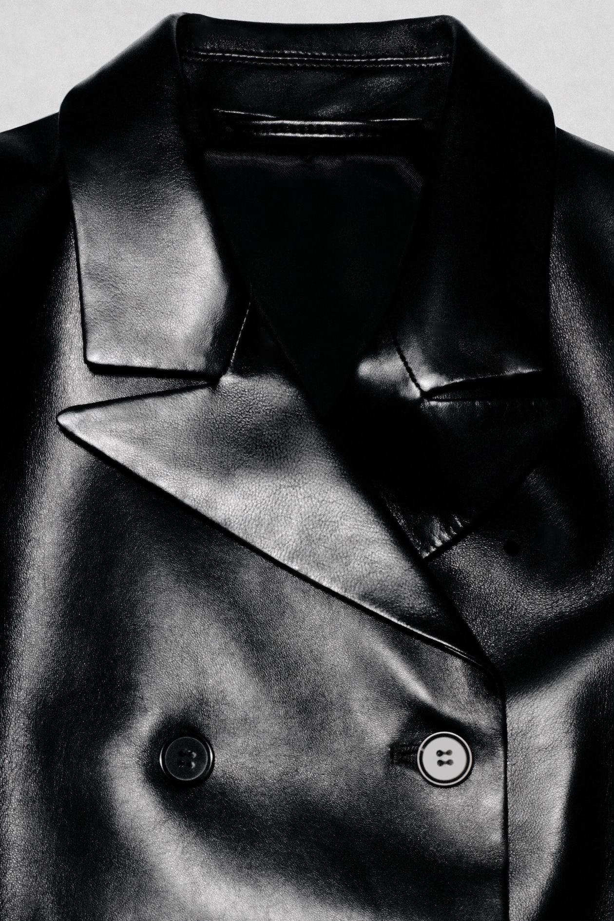 LEATHER DOUBLE-BREASTED BLAZER — BLACK