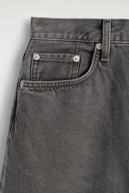 KNEE-LENGTH DENIM SHORTS — DARK BROWN 5