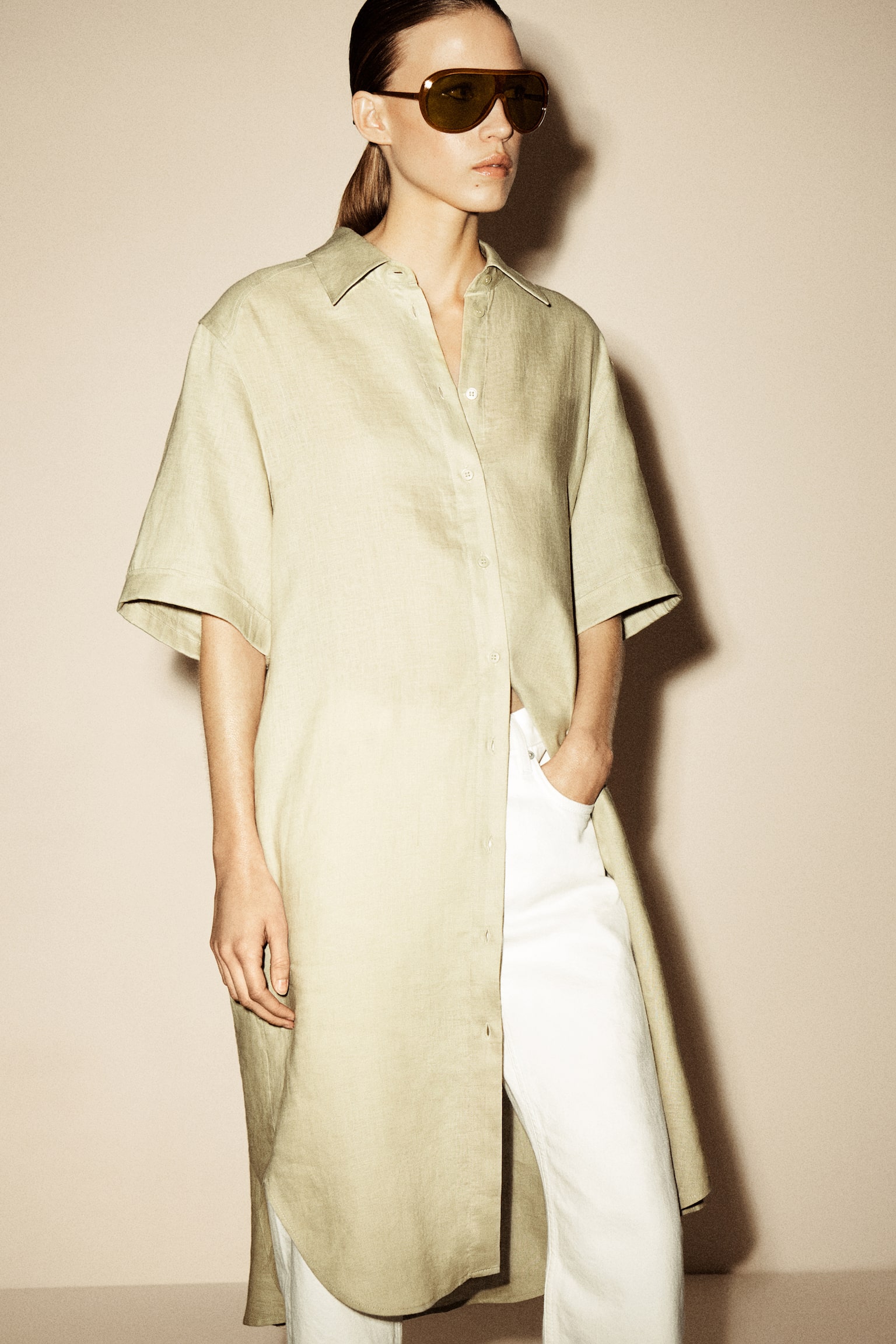 HEMDKLEID AUS LEINEN MIT KURZEN ÄRMELN - BEIGE/BURGUNDERROT - 7