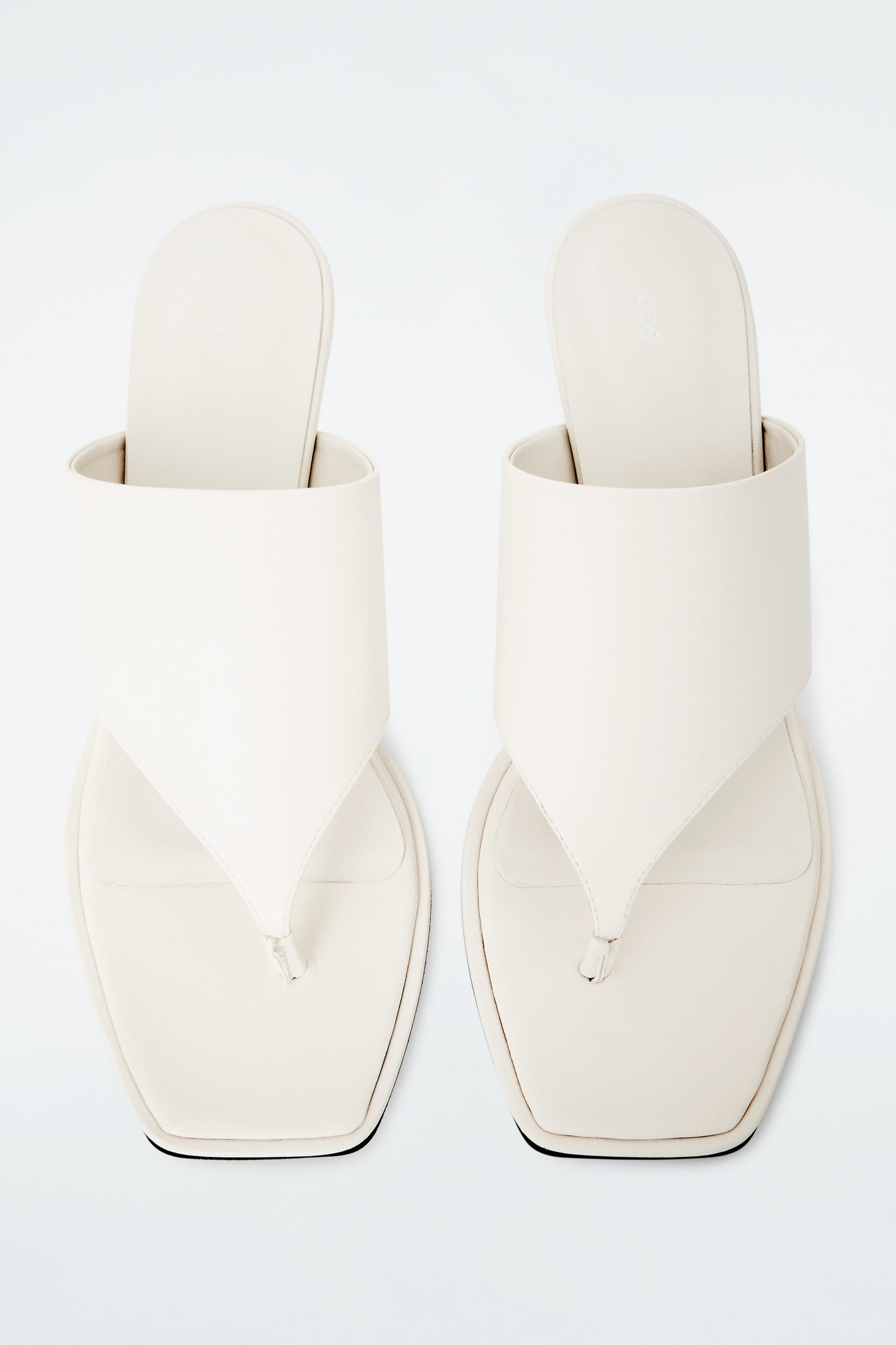 TOE-POST HEELED SANDALS