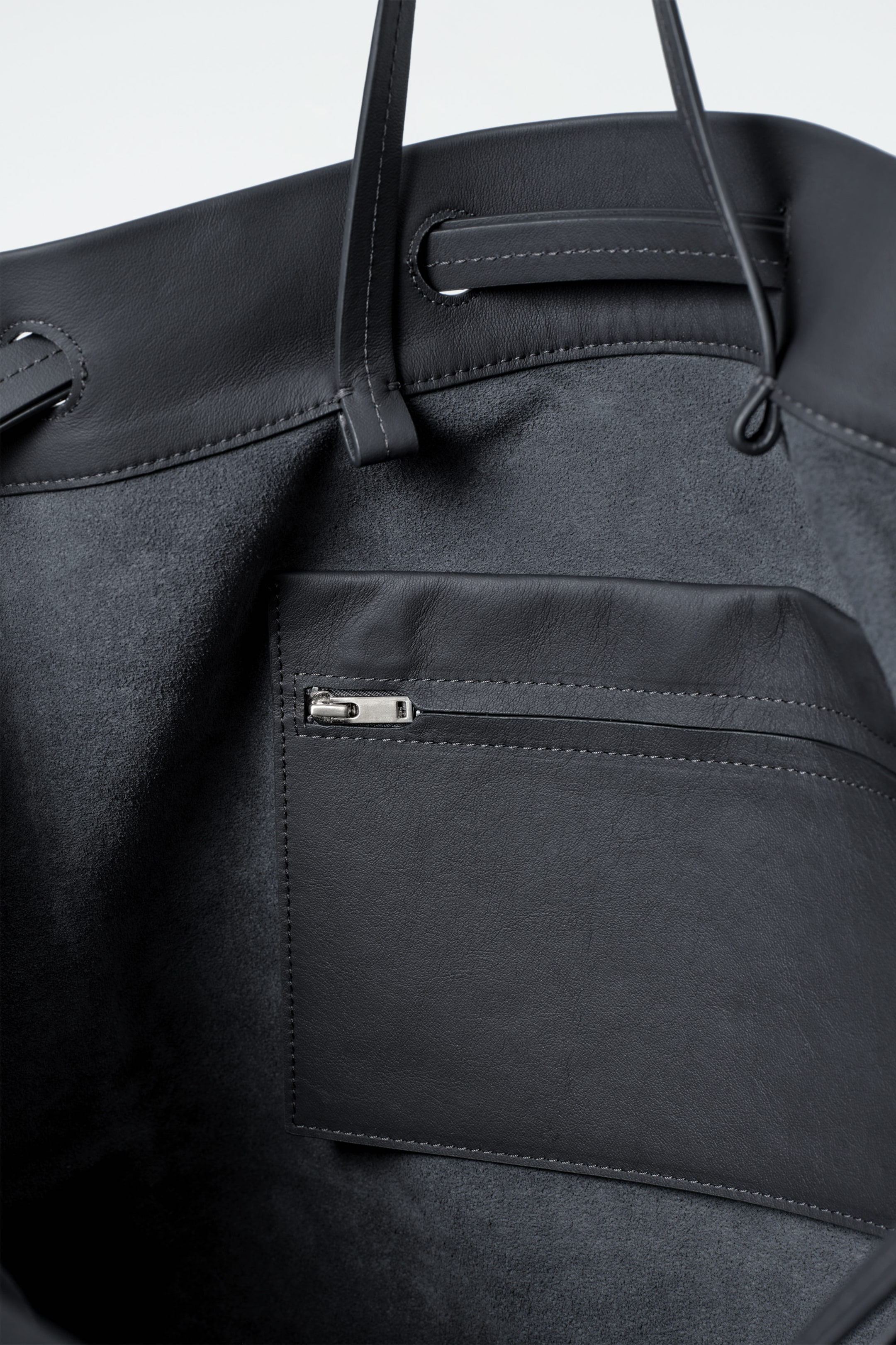 StillMedia/DescriptiveDetail