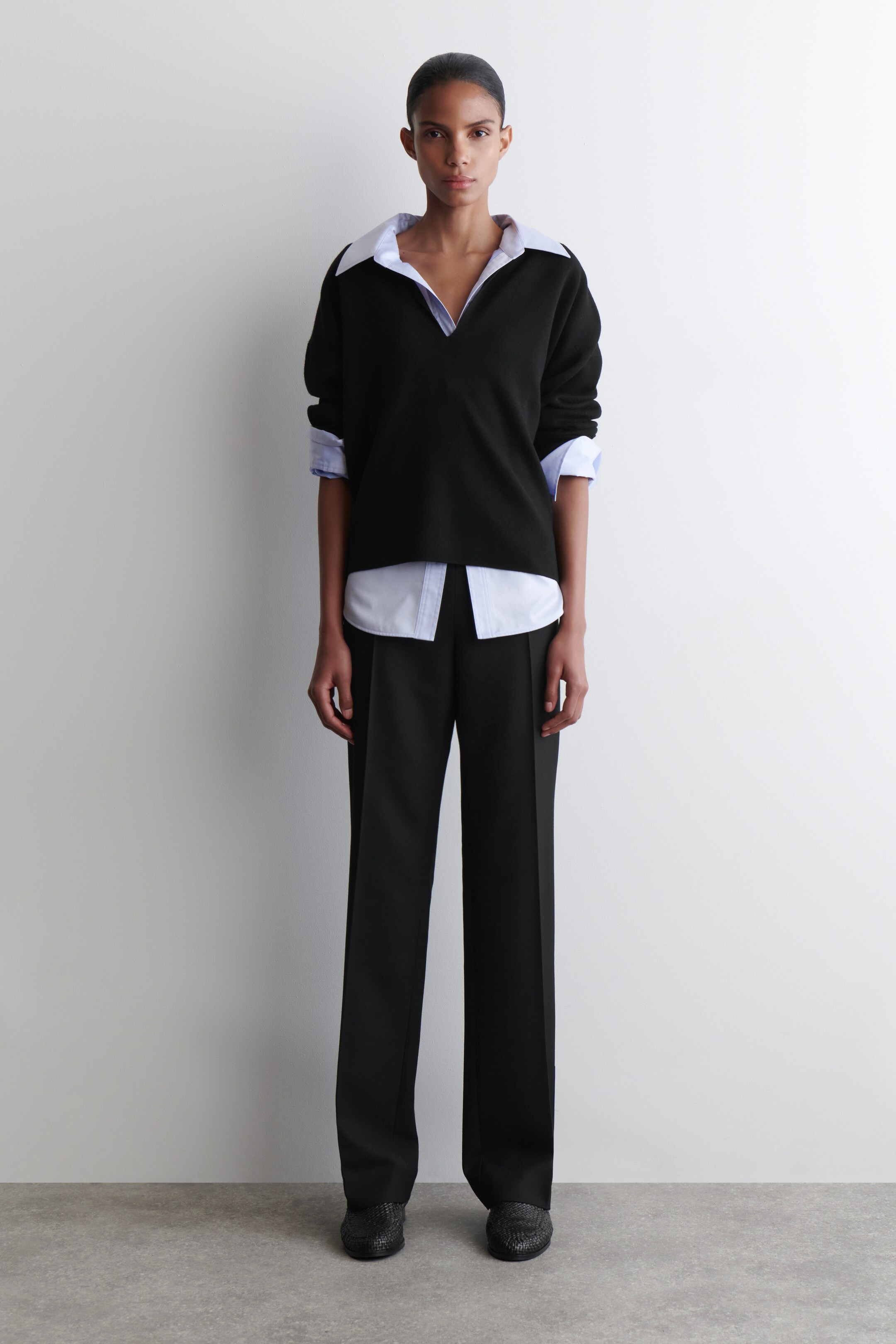 Agrandir l'image: PANTALON DE TAILLEUR EN LAINE MÉLANGÉE - NOIR - FEMME | H&M CH 1