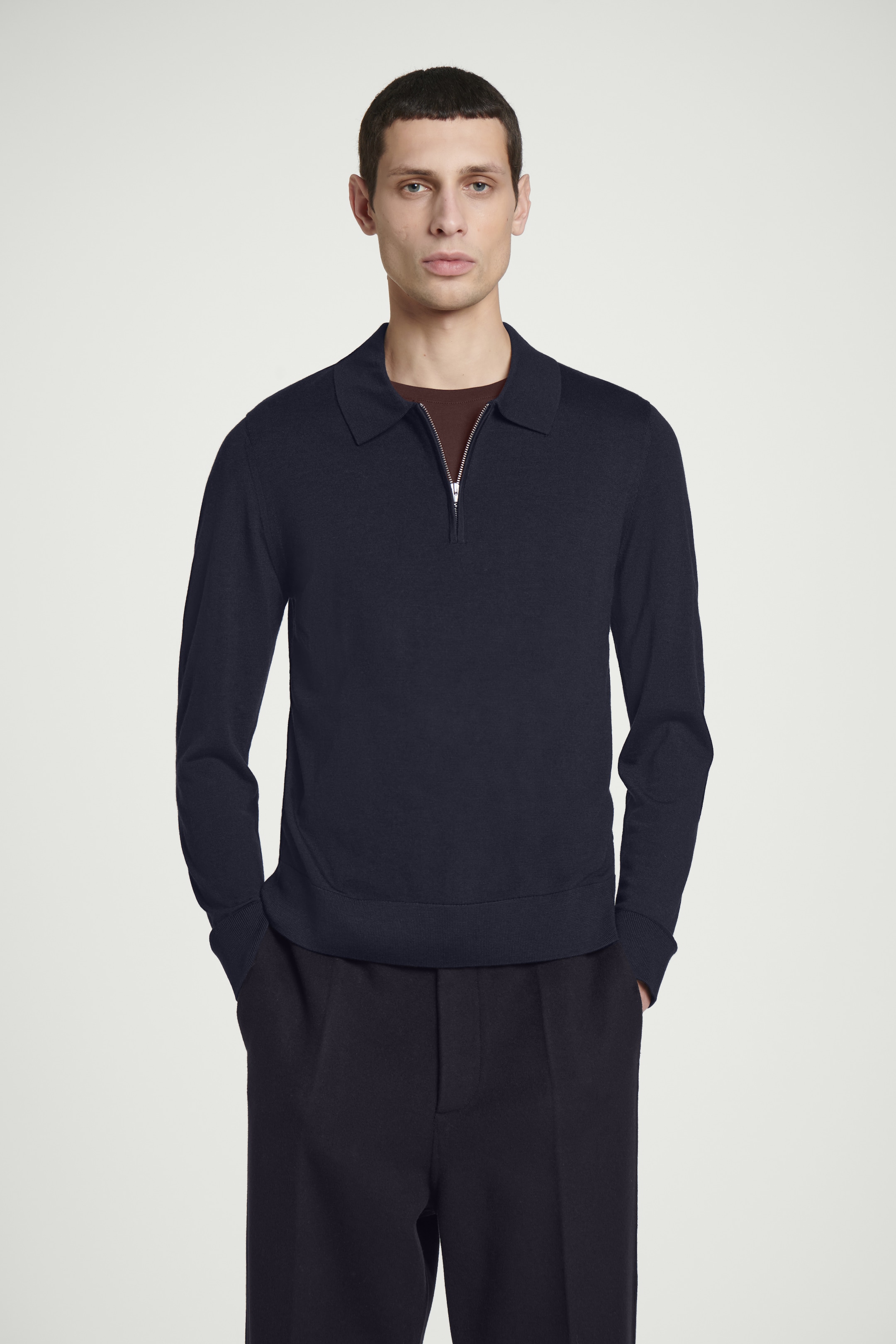 Größeres Bild ansehen: POLOSHIRT AUS MERINOWOLLE MIT REISSVERSCHLUSS - NAVYBLAU - Men | H&M DE 1