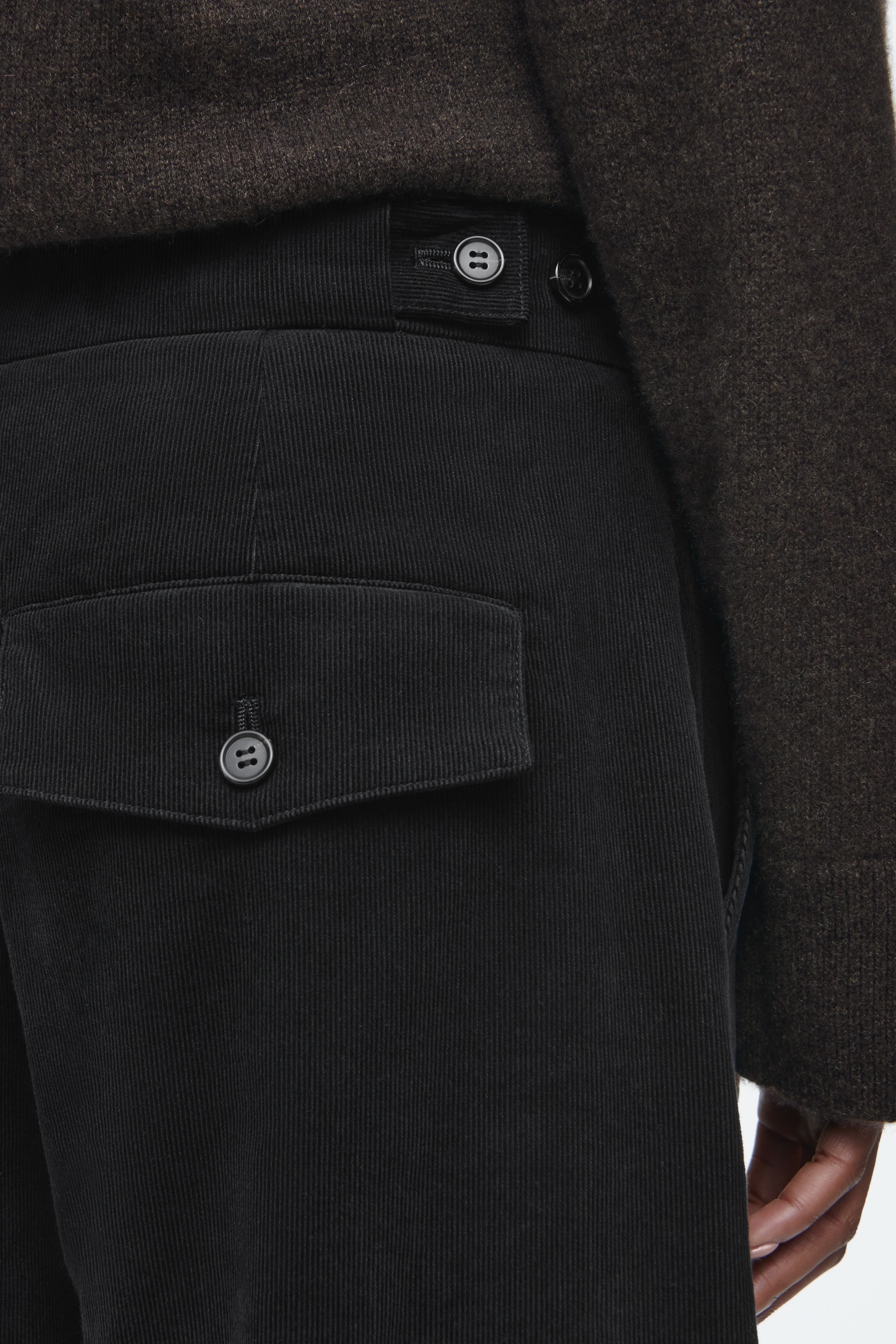 View larger image: CROPPED CORDUROY TROUSERS - BLACK - Ladies | H&M GB 3